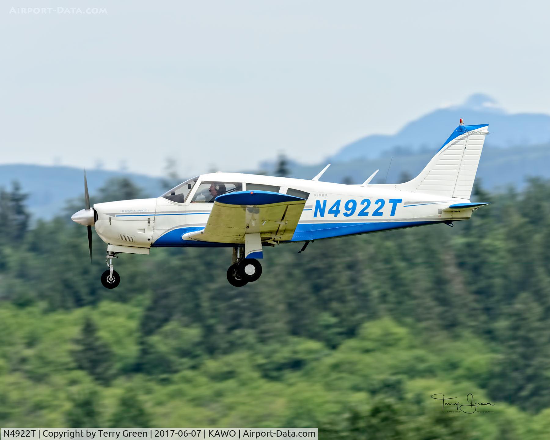 N4922T, 1972 Piper PA-28R-200 C/N 28R-7235159, KAWO