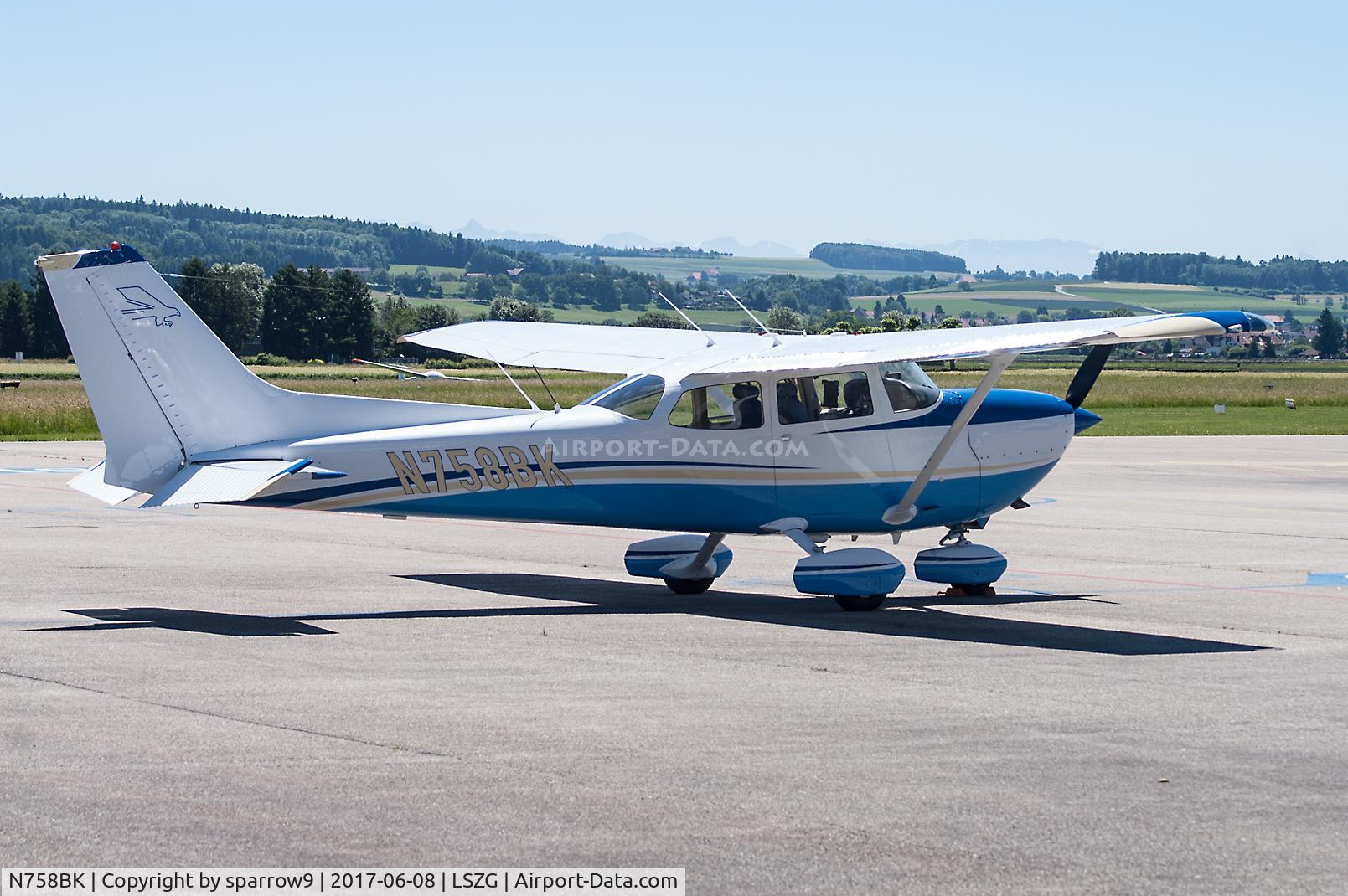 N758BK, 1978 Cessna R172K Hawk XP C/N R1722963, It got a new paint-scheme.