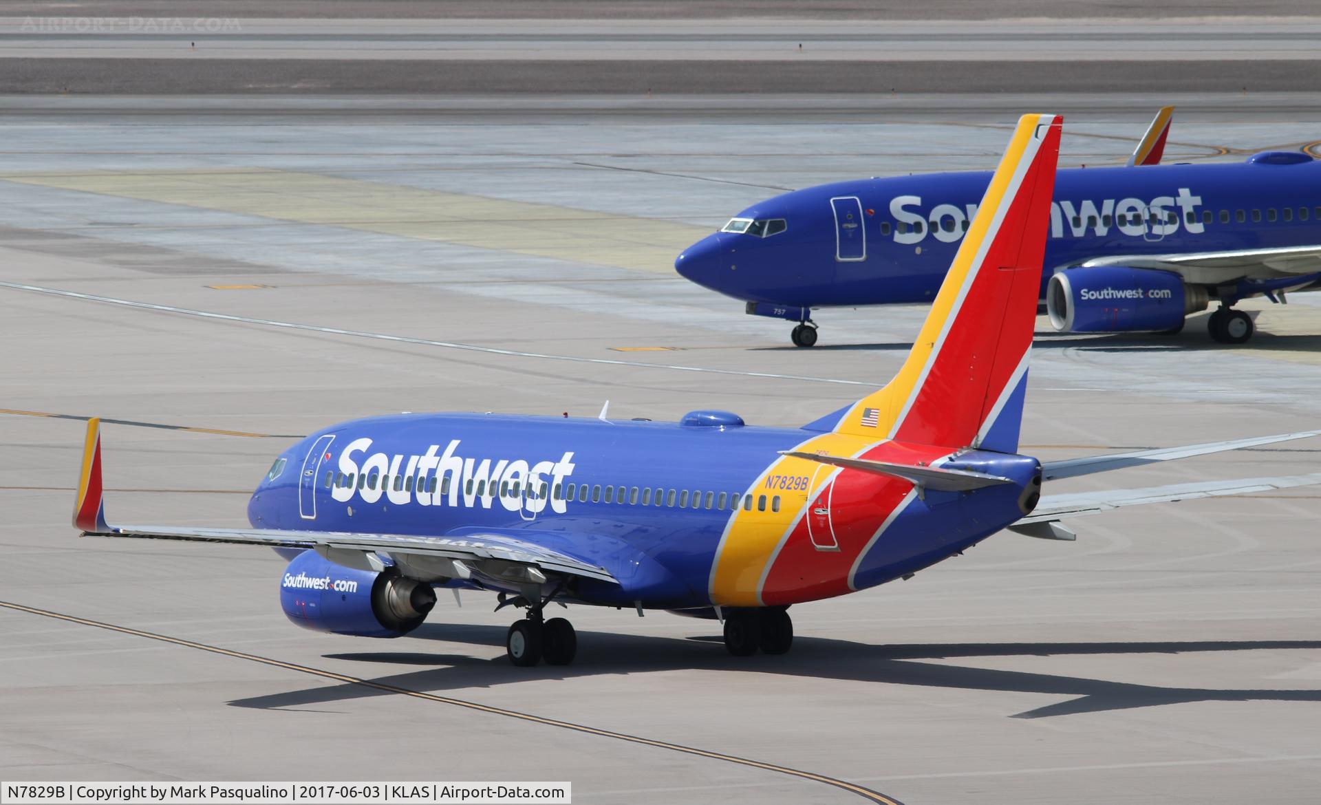 N7829B, 2003 Boeing 737-7CT C/N 32751, Boeing 737-700