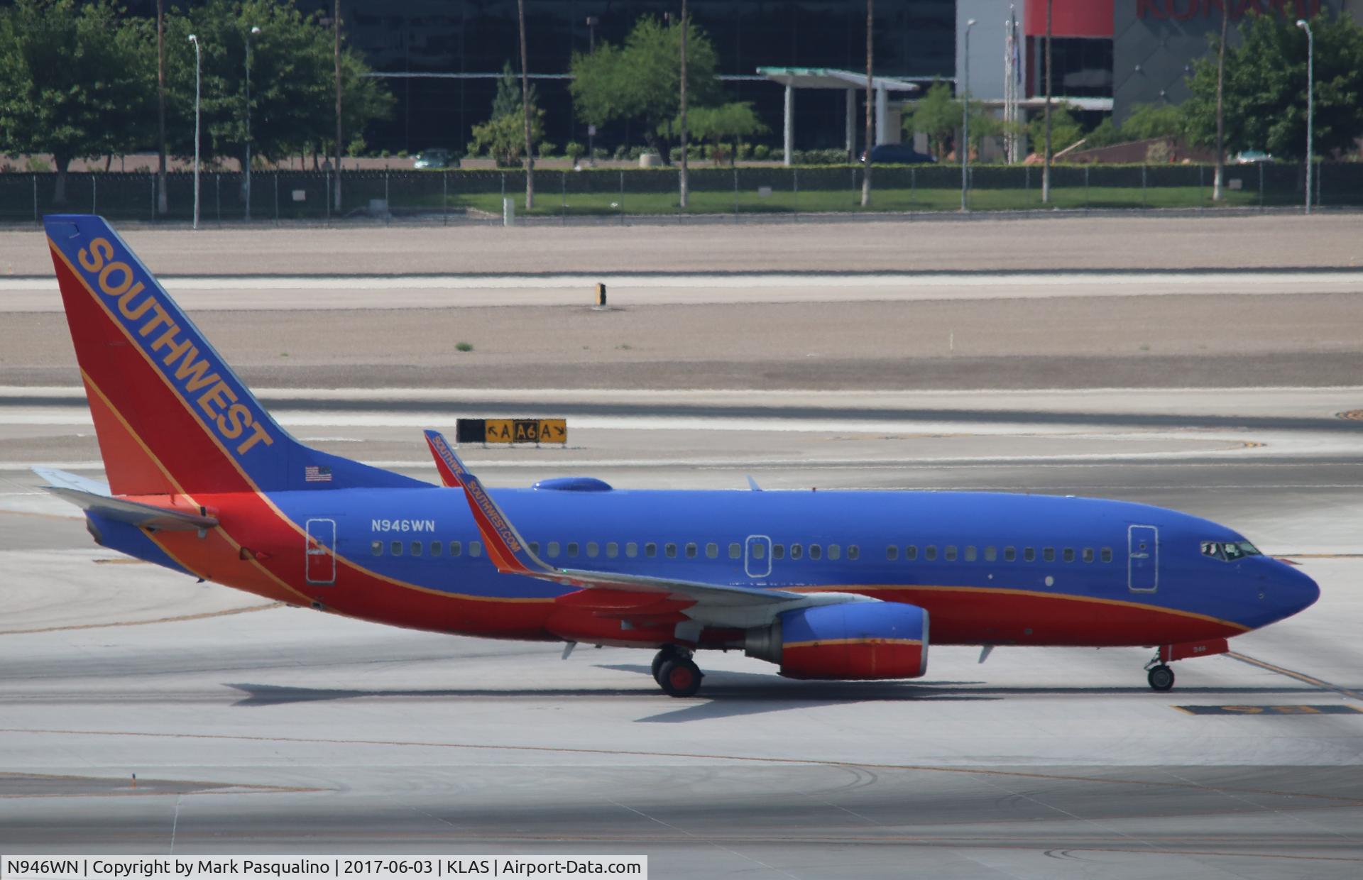 N946WN, 2010 Boeing 737-7H4 C/N 36918, Boeing 737-700