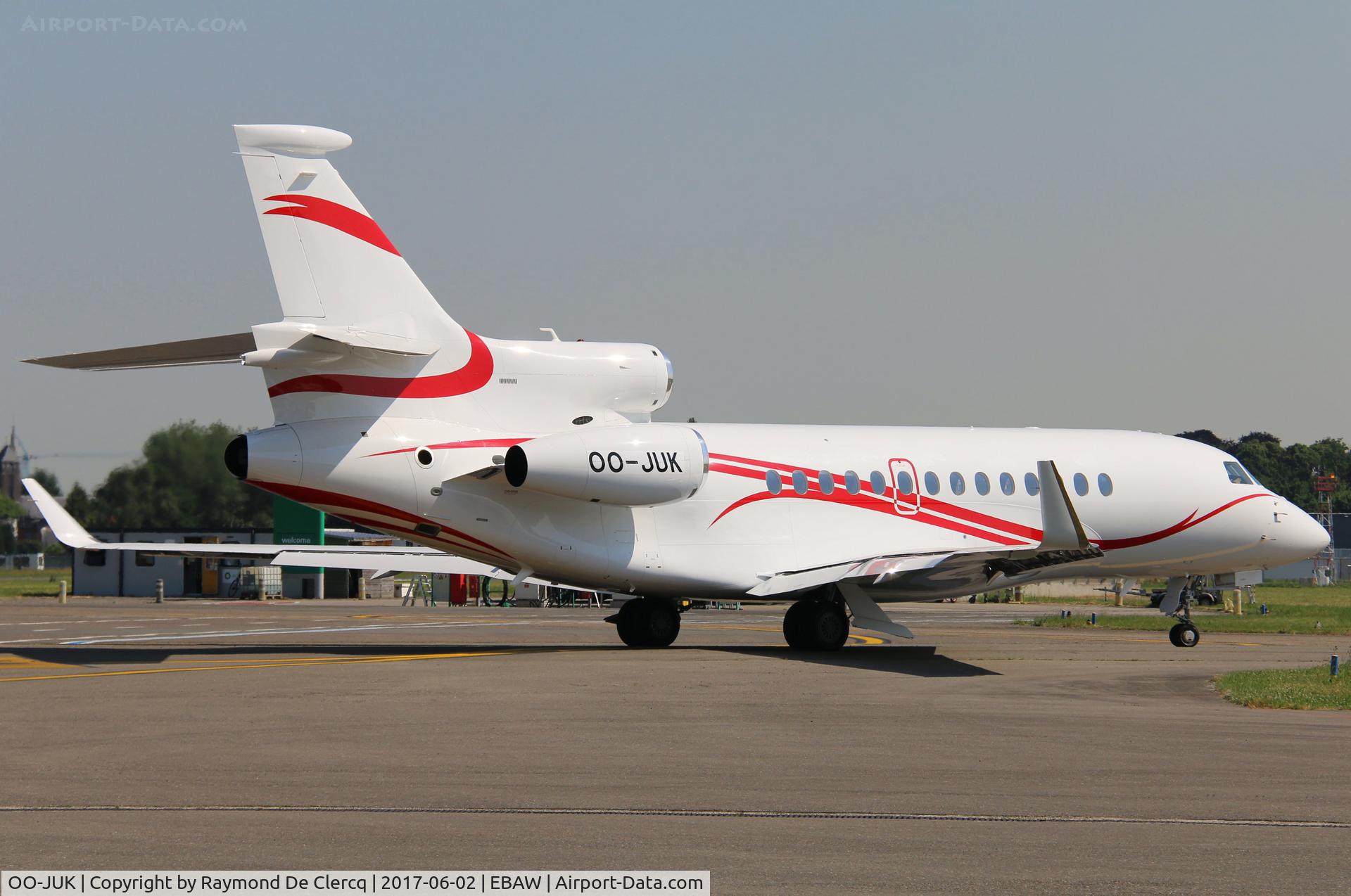 OO-JUK, 2016 Dassault Falcon 7X C/N 273, At Antwerp Airport.