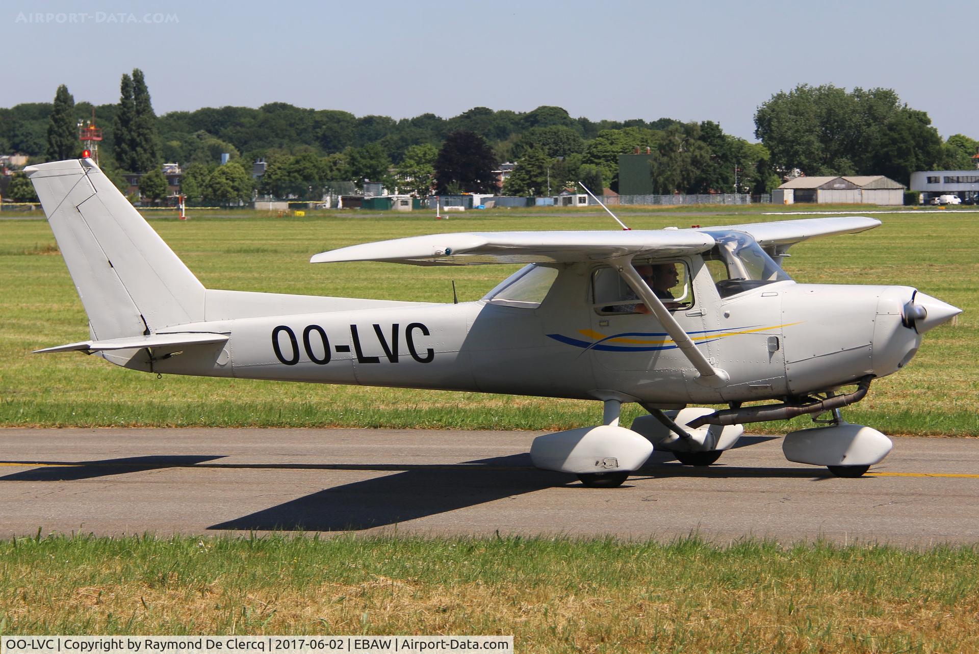 OO-LVC, 1978 Cessna 152 C/N 15282549, At Antwerp.