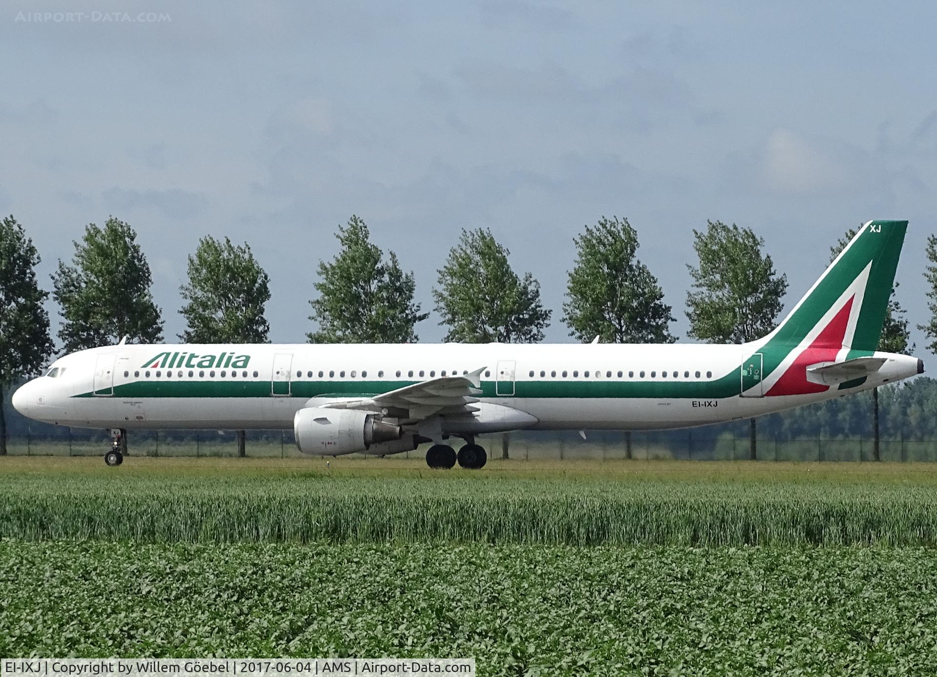 EI-IXJ, 1999 Airbus A321-112 C/N 959, Taxi to te gate on Amsterdam Schiphol Airport