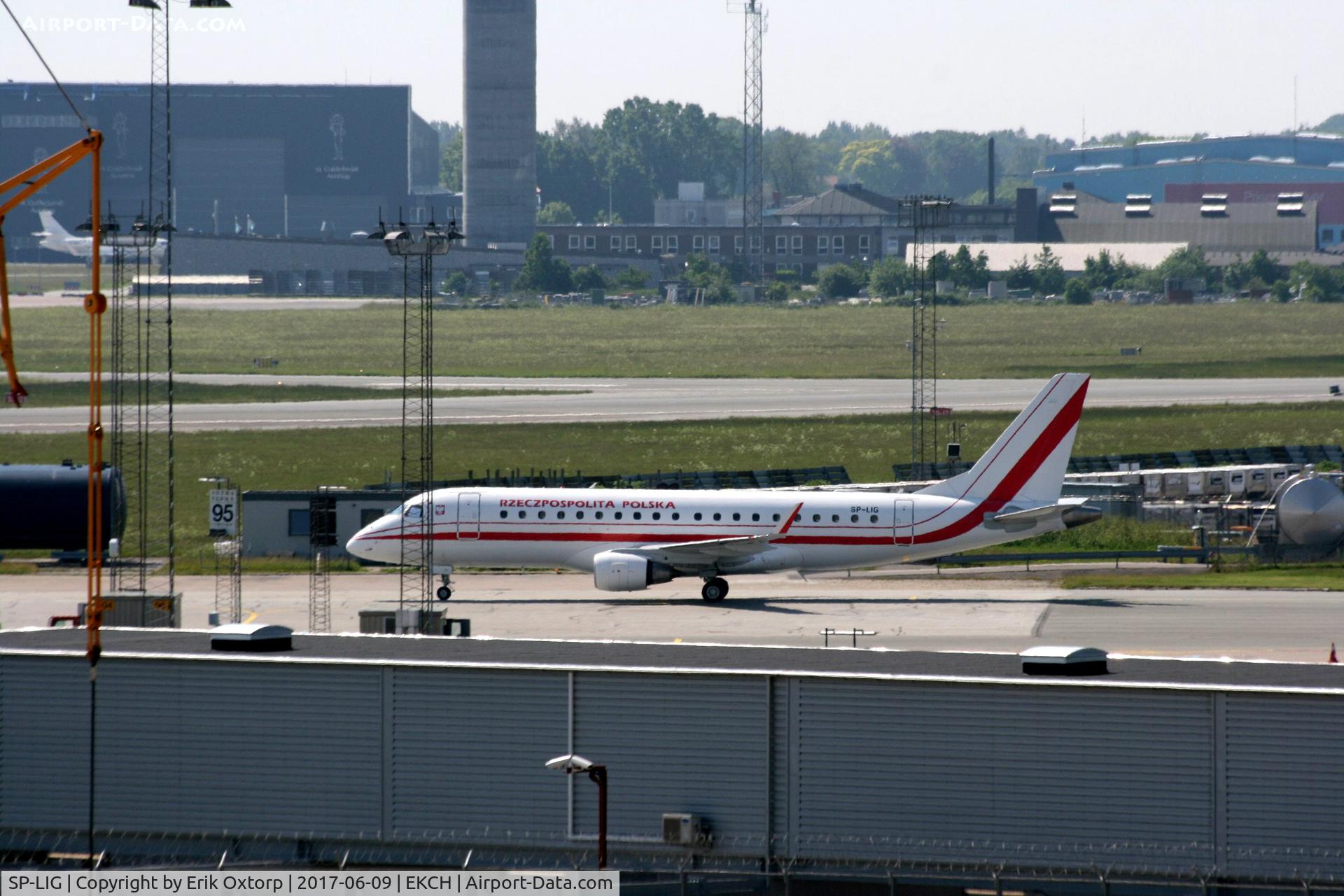SP-LIG, 2009 Embraer 175LR (ERJ-170-200LR) C/N 17000283, SP-LIG in CPH