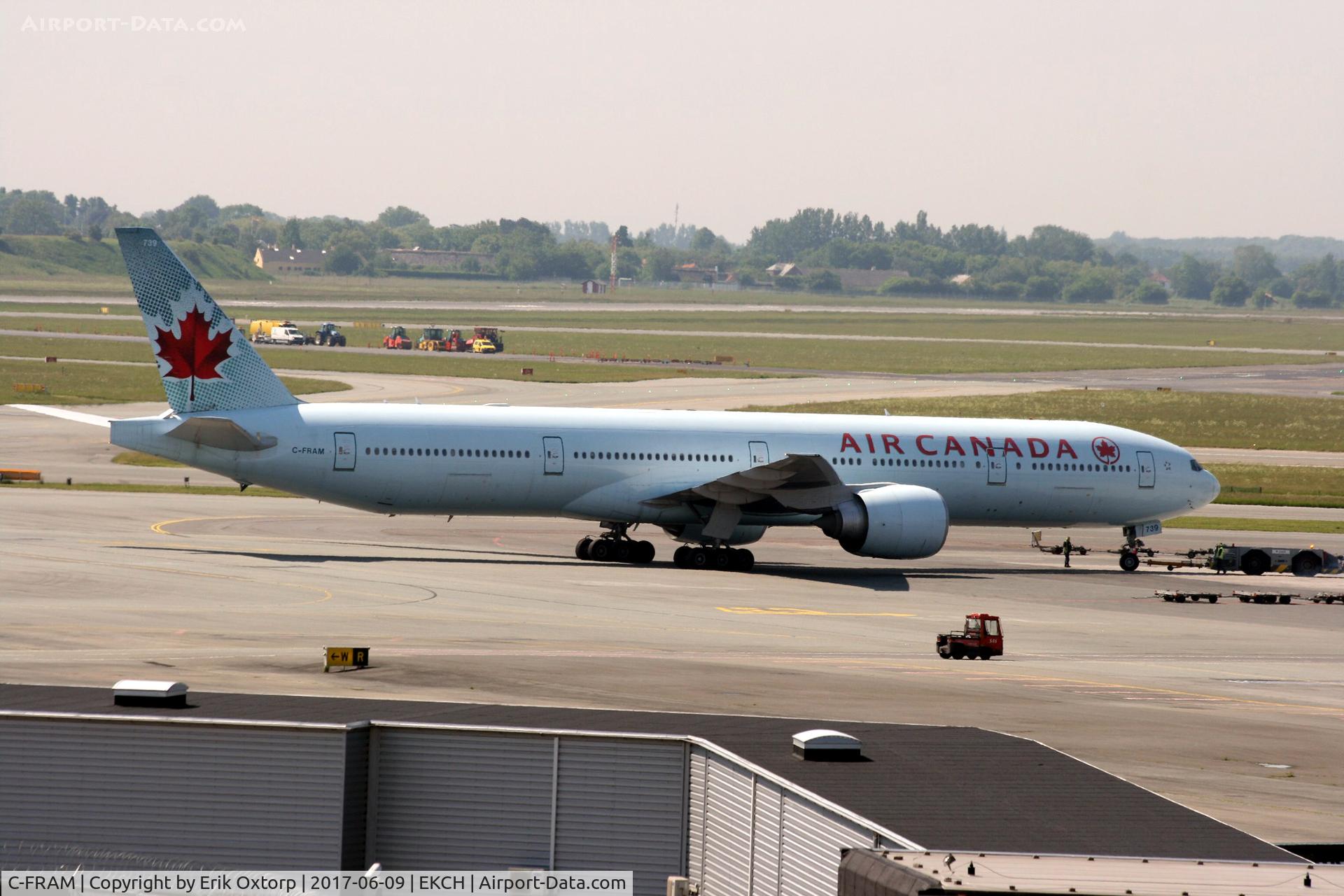 C-FRAM, 2008 Boeing 777-333/ER C/N 35250, C-FRAM ready for departure