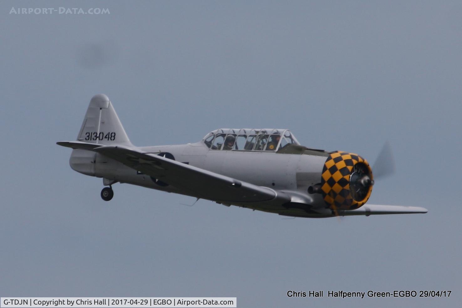G-TDJN, 1944 North American AT-6D Texan C/N 121-42228, at the Radial & Trainer fly-in