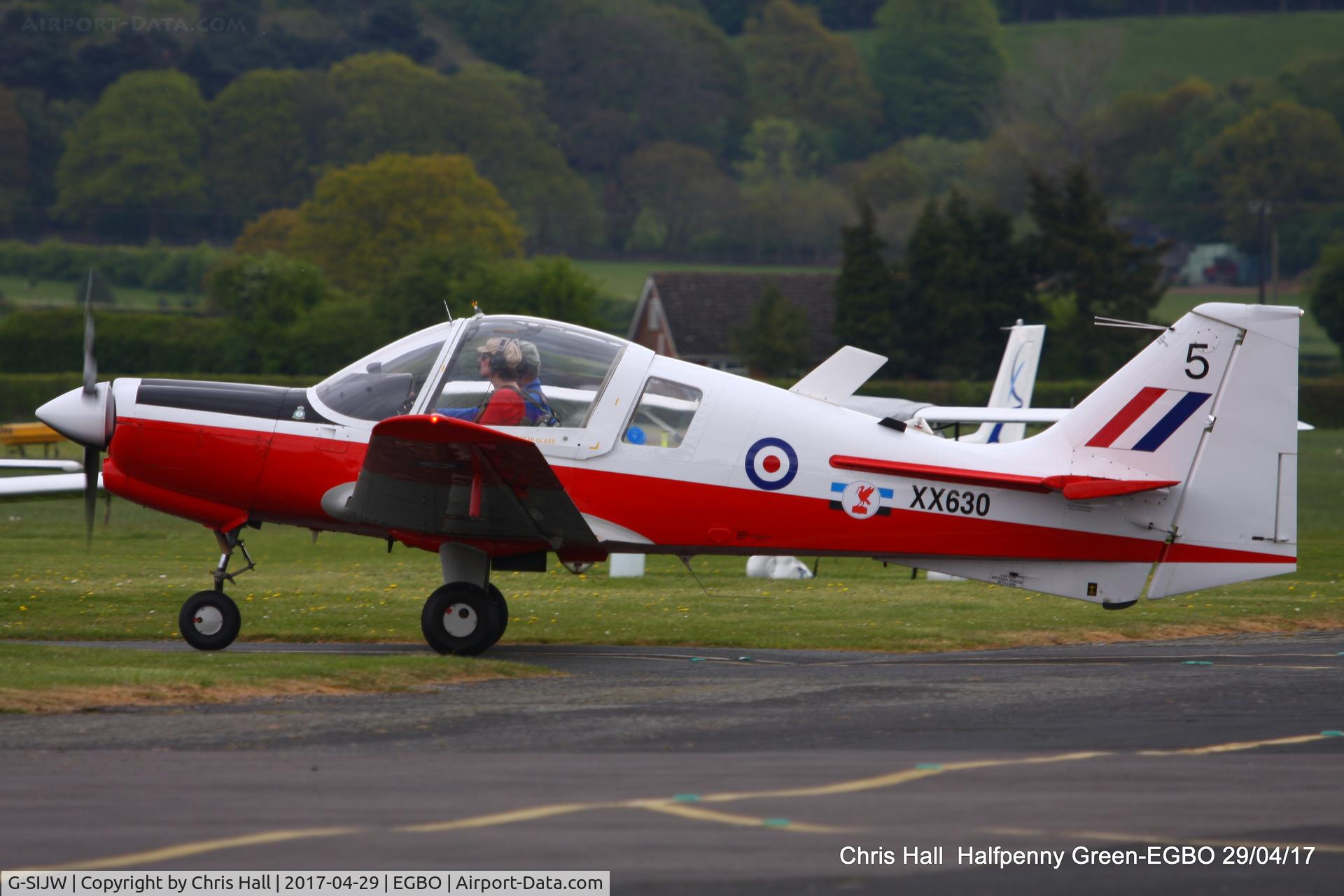 G-SIJW, 1974 Scottish Aviation Bulldog Series 120 Model 121 C/N BH120/295, at the Radial & Trainer fly-in