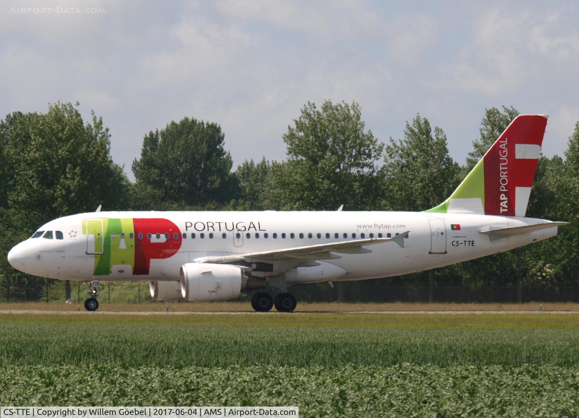 CS-TTE, 1998 Airbus A319-111 C/N 821, Taxi to te gate on Amsterdam Schiphol Airport