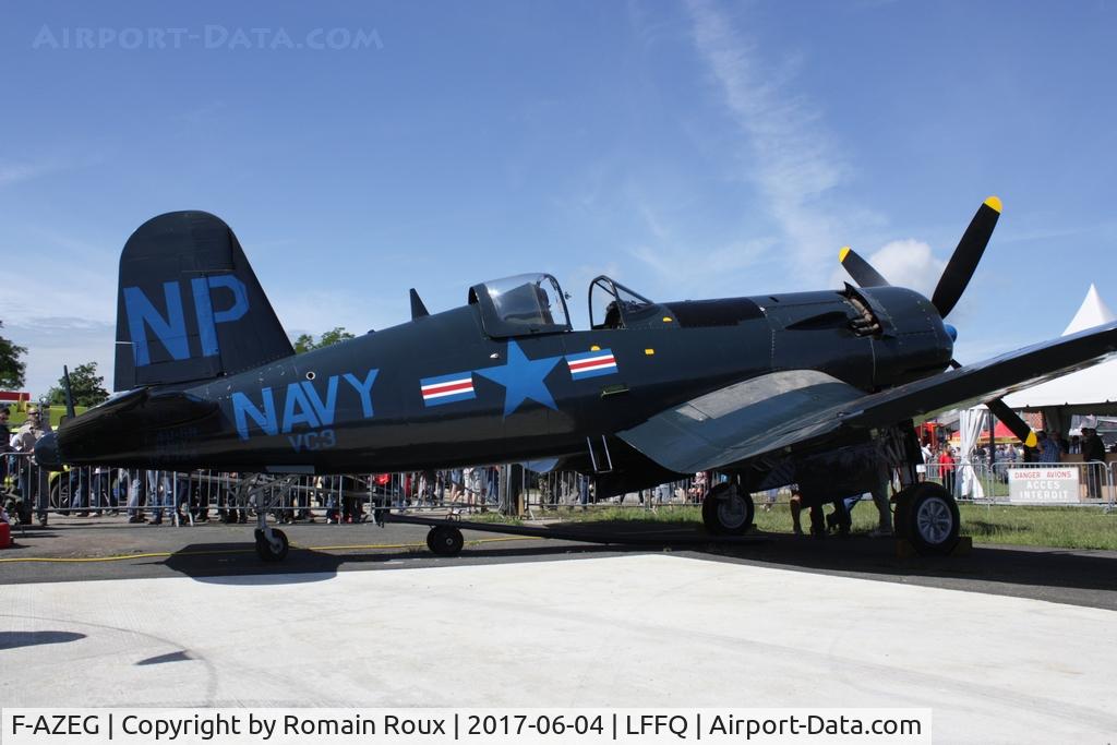 F-AZEG, 1944 Vought F4U-5NL Corsair C/N 124-724, Parked