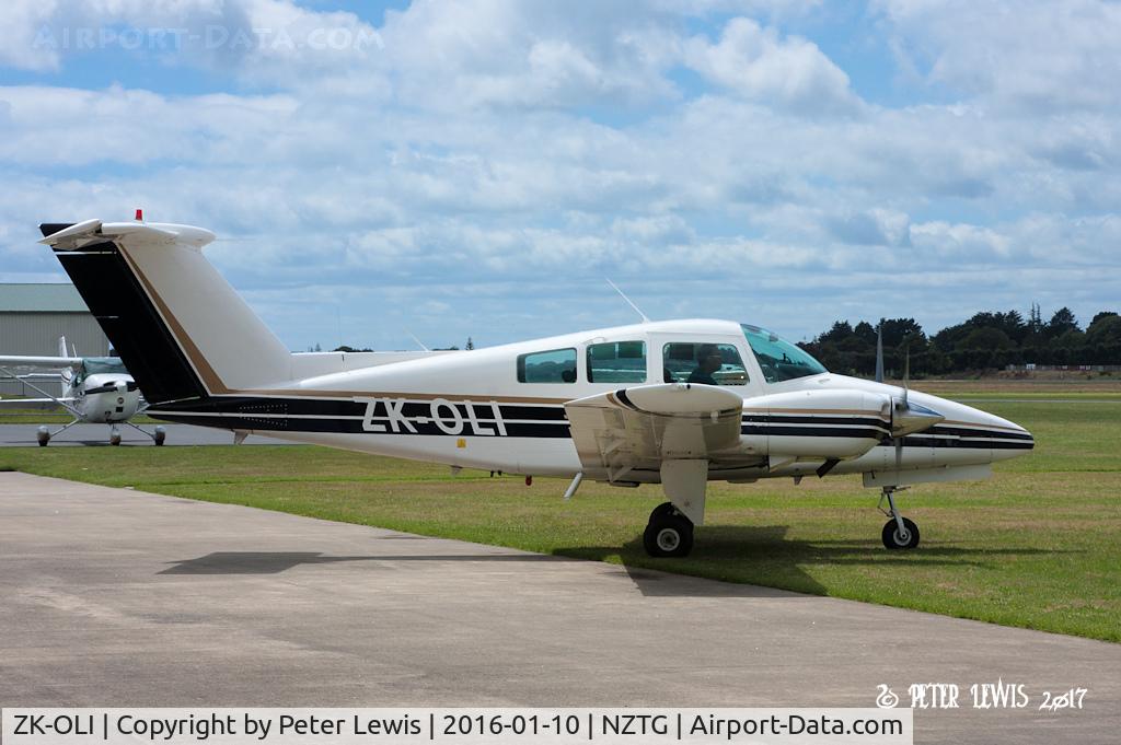 ZK-OLI, 1978 Beech 76 Duchess C/N ME-44, O N Gillies, Mt Maunganui