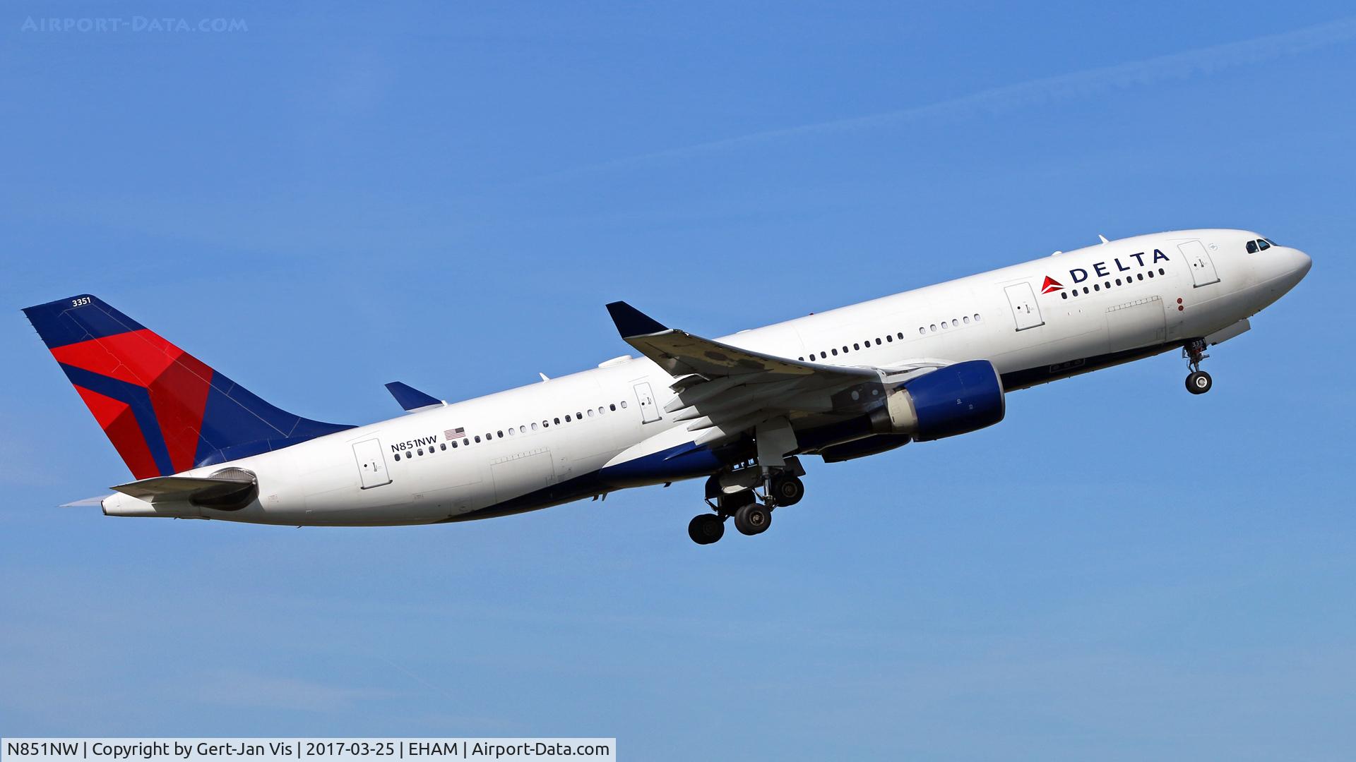 N851NW, 2004 Airbus A330-223 C/N 0609, Airborne!