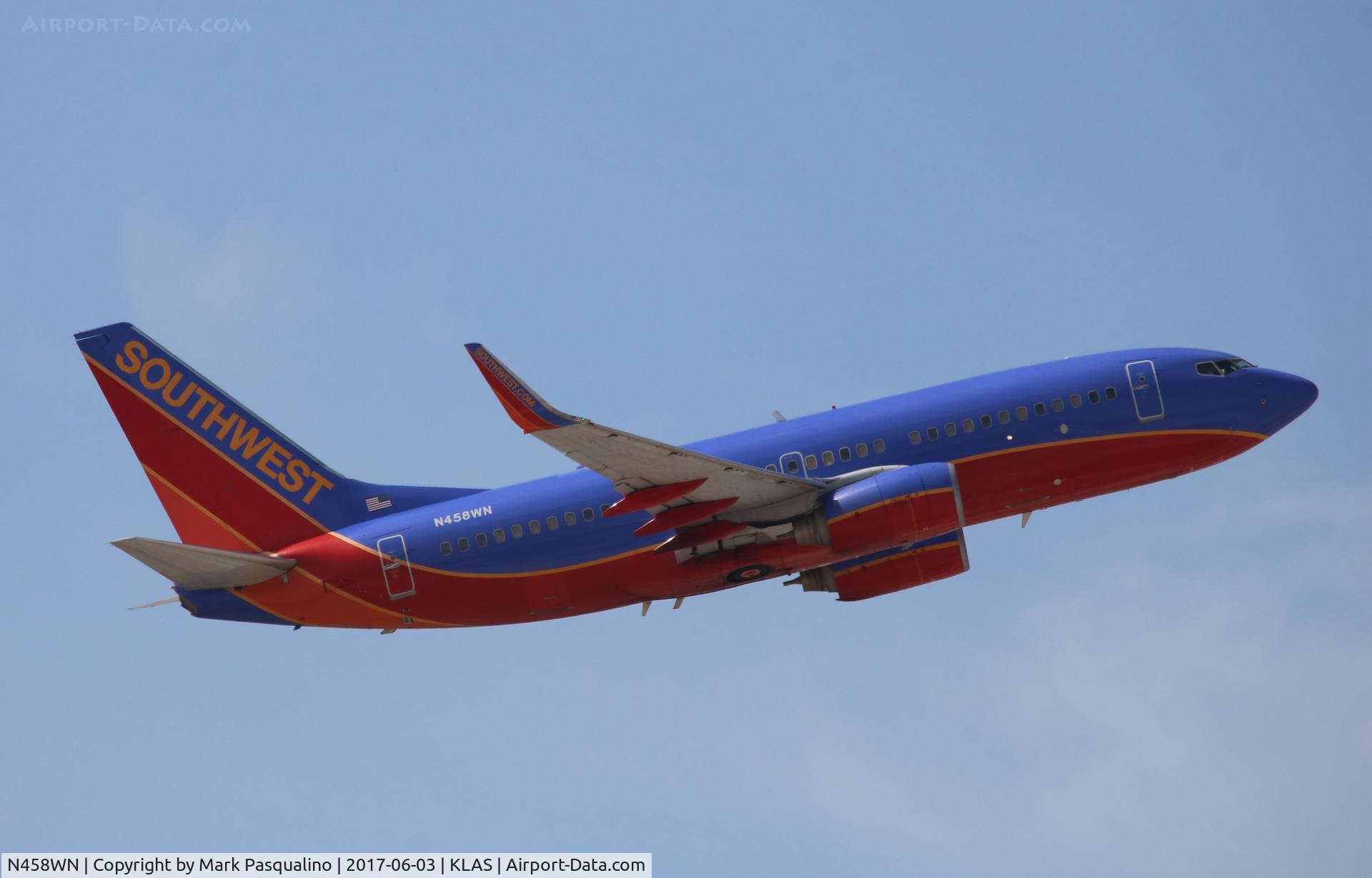 N458WN, 2004 Boeing 737-7H4 C/N 33857, Boeing 737-700
