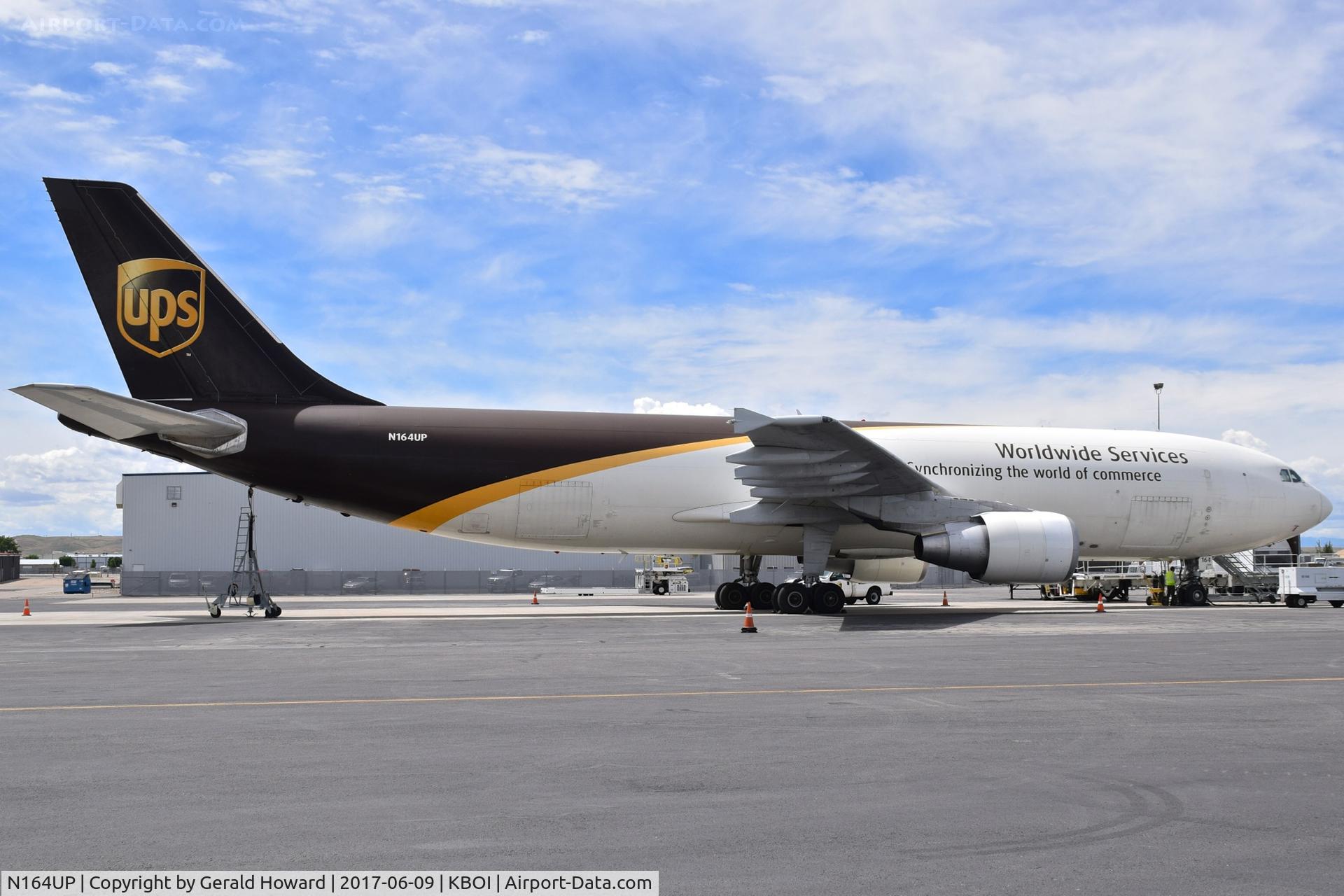 N164UP, 2005 Airbus A300F4-622R C/N 0853, Parked on the UPS ramp.