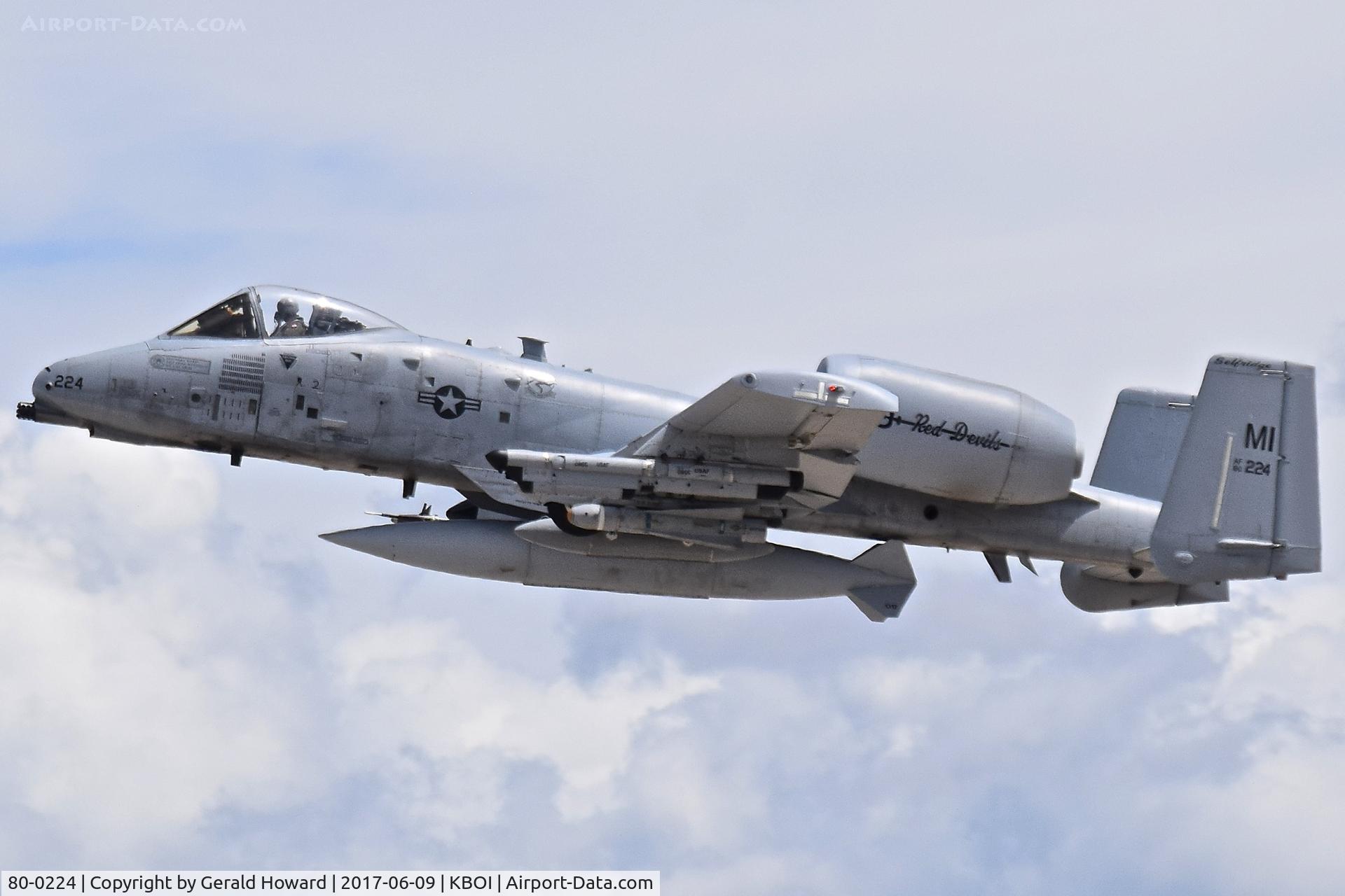 80-0224, 1980 Fairchild Republic A-10A Thunderbolt II C/N A10-0574, Departing RWY 28L. 107th Fighter Sq. 
