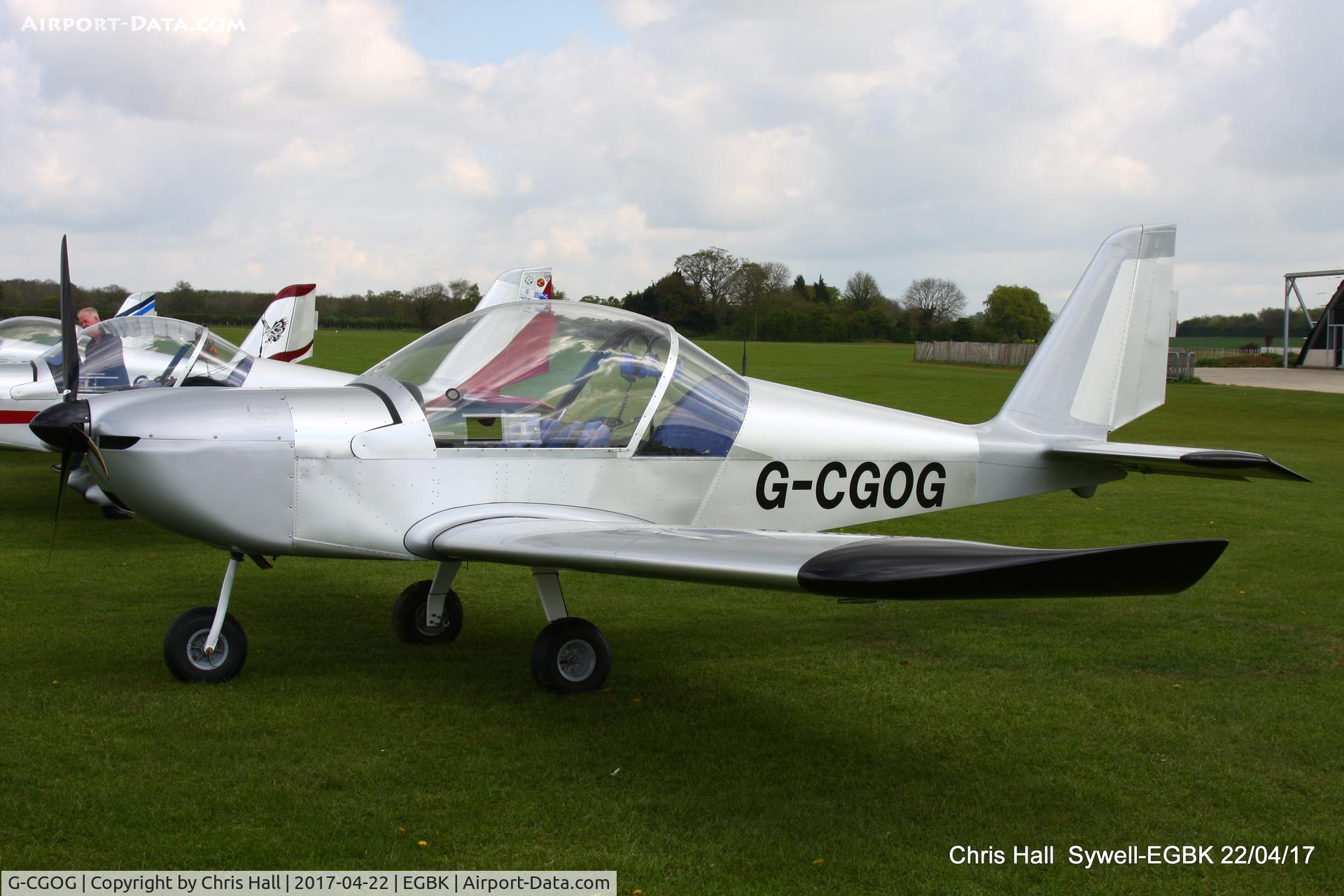 G-CGOG, 2010 Aerotechnik EV-97A Eurostar C/N LAA 315A-14980, at the EV-97 fly in. Sywell