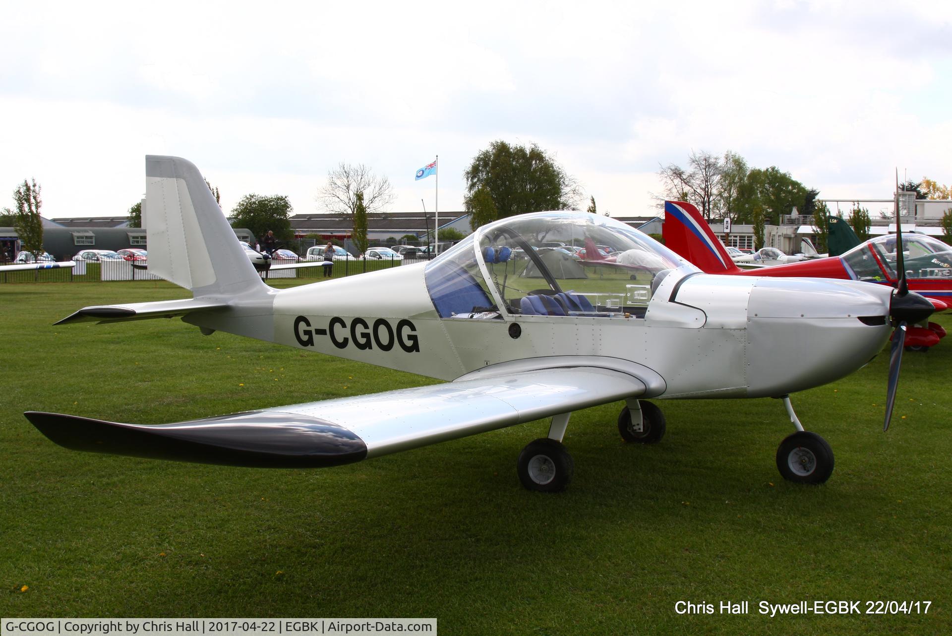 G-CGOG, 2010 Aerotechnik EV-97A Eurostar C/N LAA 315A-14980, at the EV-97 fly in. Sywell
