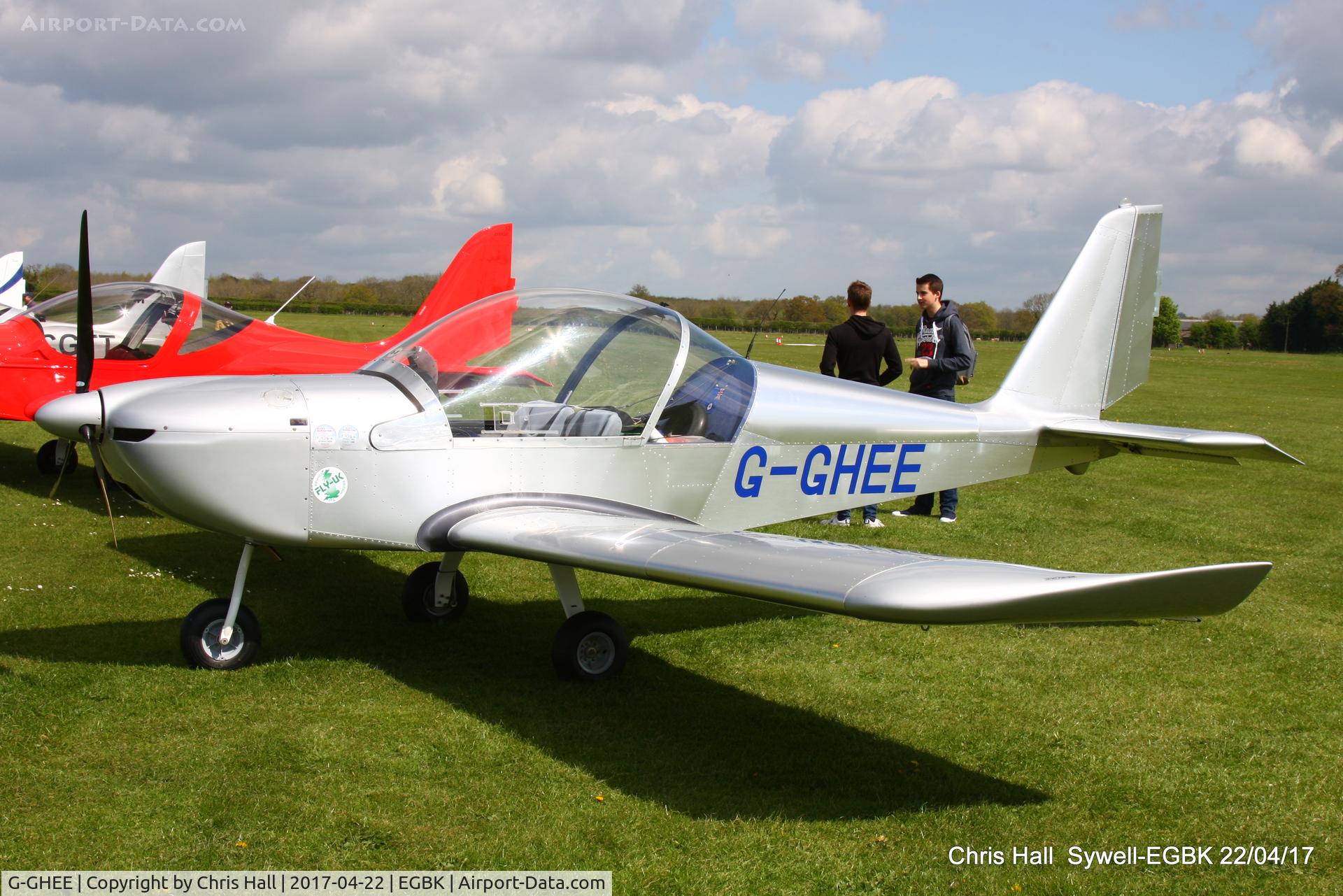 G-GHEE, 2001 Aerotechnik EV-97 Eurostar C/N PFA 315-13840, at the EV-97 fly in. Sywell