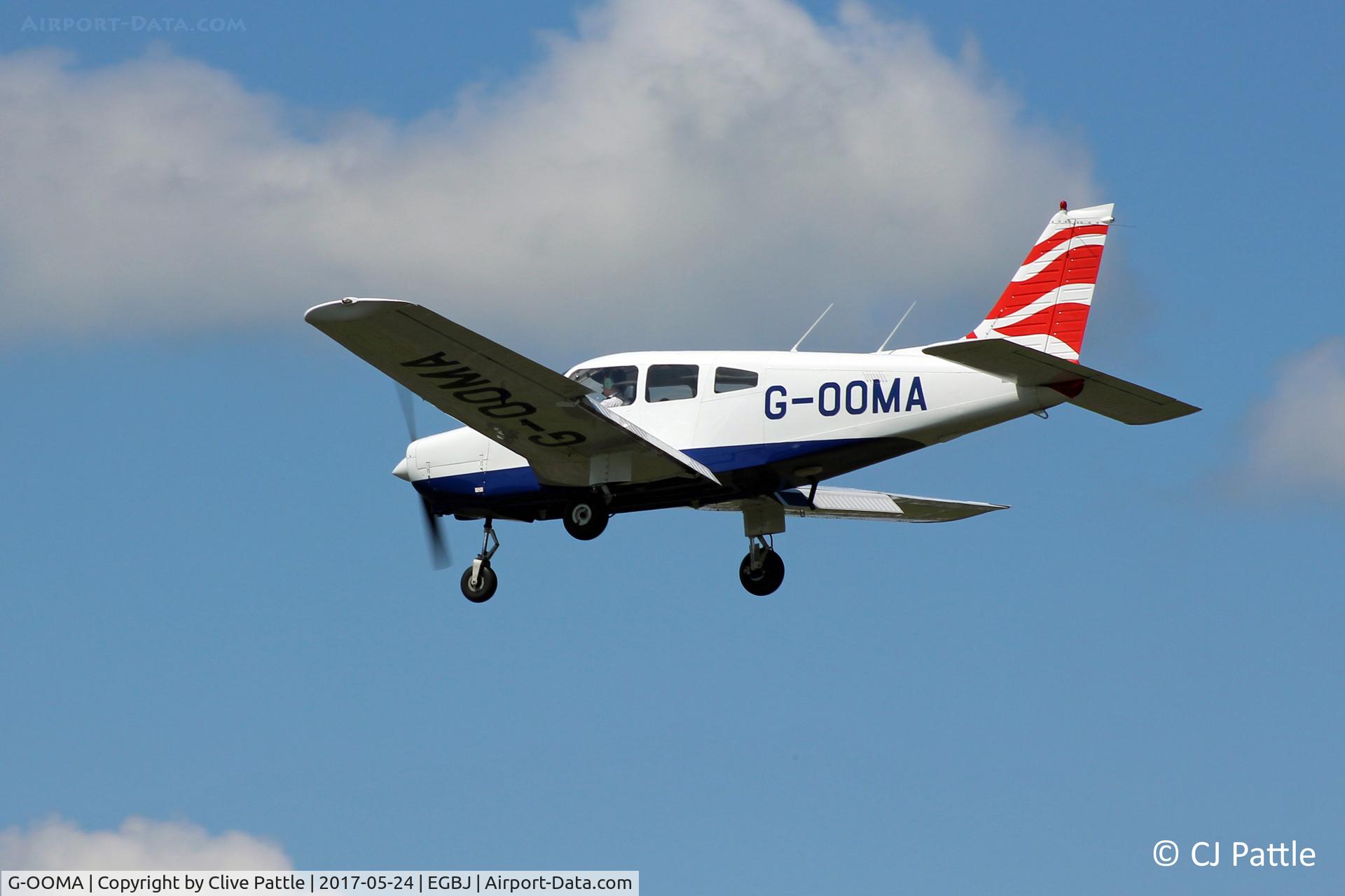 G-OOMA, 1981 Piper PA-28-161 Cherokee Warrior II C/N 28-8116030, On finals to Staverton EGBJ