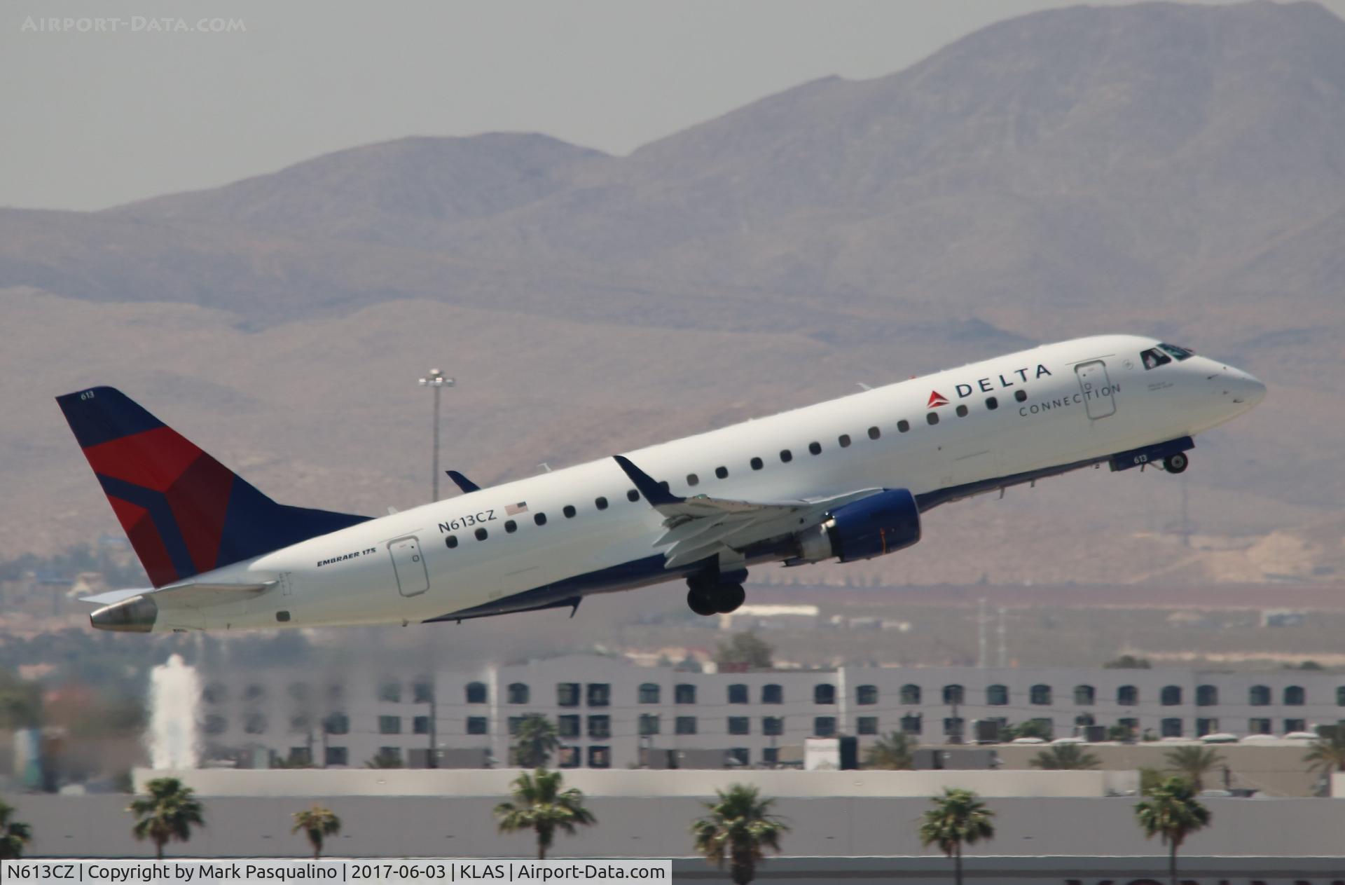 N613CZ, 2008 Embraer 175LR (ERJ-170-200LR) C/N 17000203, ERJ 170-200 LR
