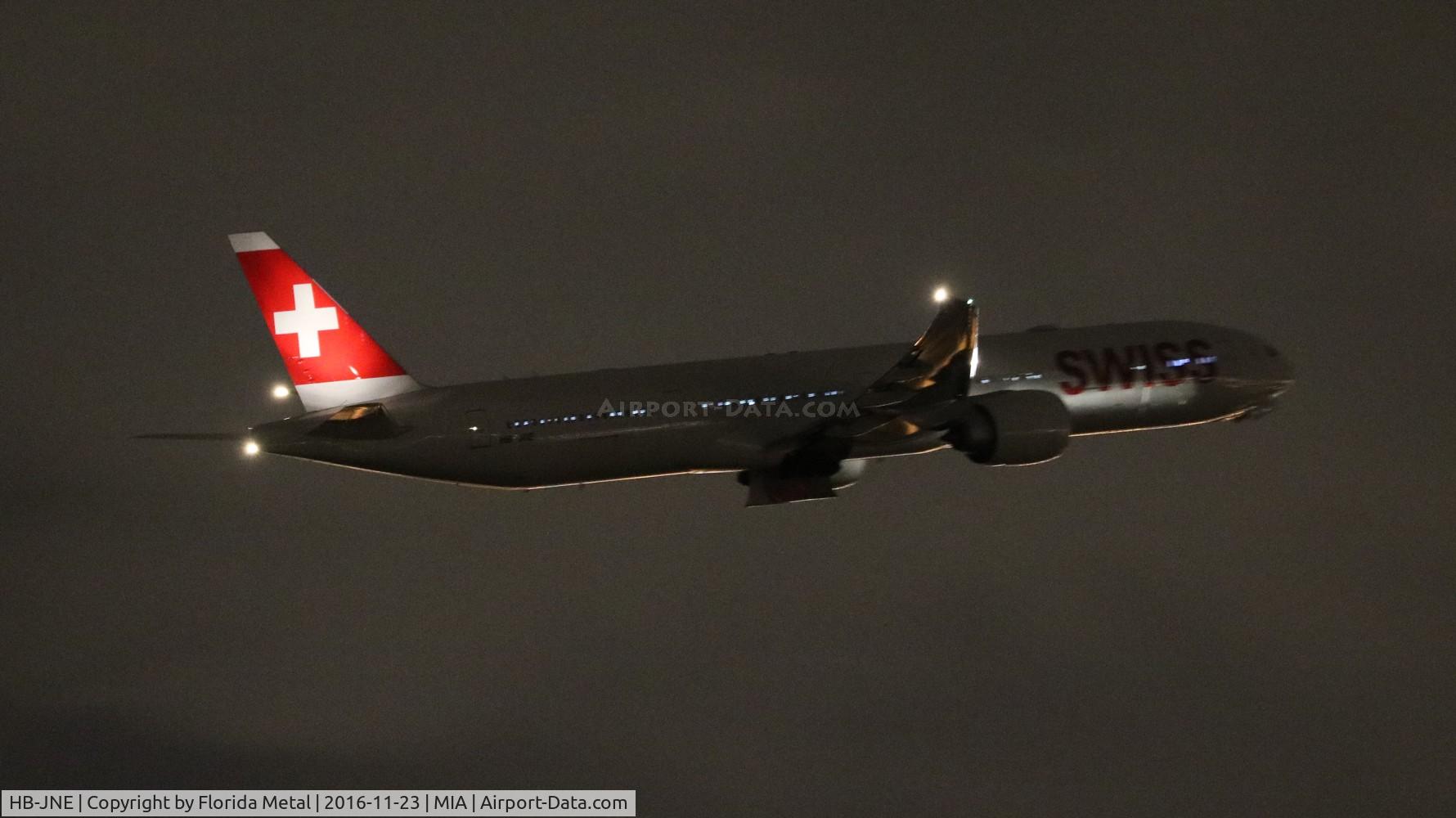 HB-JNE, 2016 Boeing 777-3DE/ER C/N 44586, Swiss