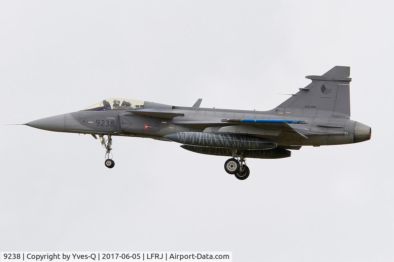 9238, Saab JAS-39C Gripen C/N 39238, Saab JAS-39C Gripen, On final rwy 26, Landivisiau Naval Air Base (LFRJ) Tiger Meet 2017