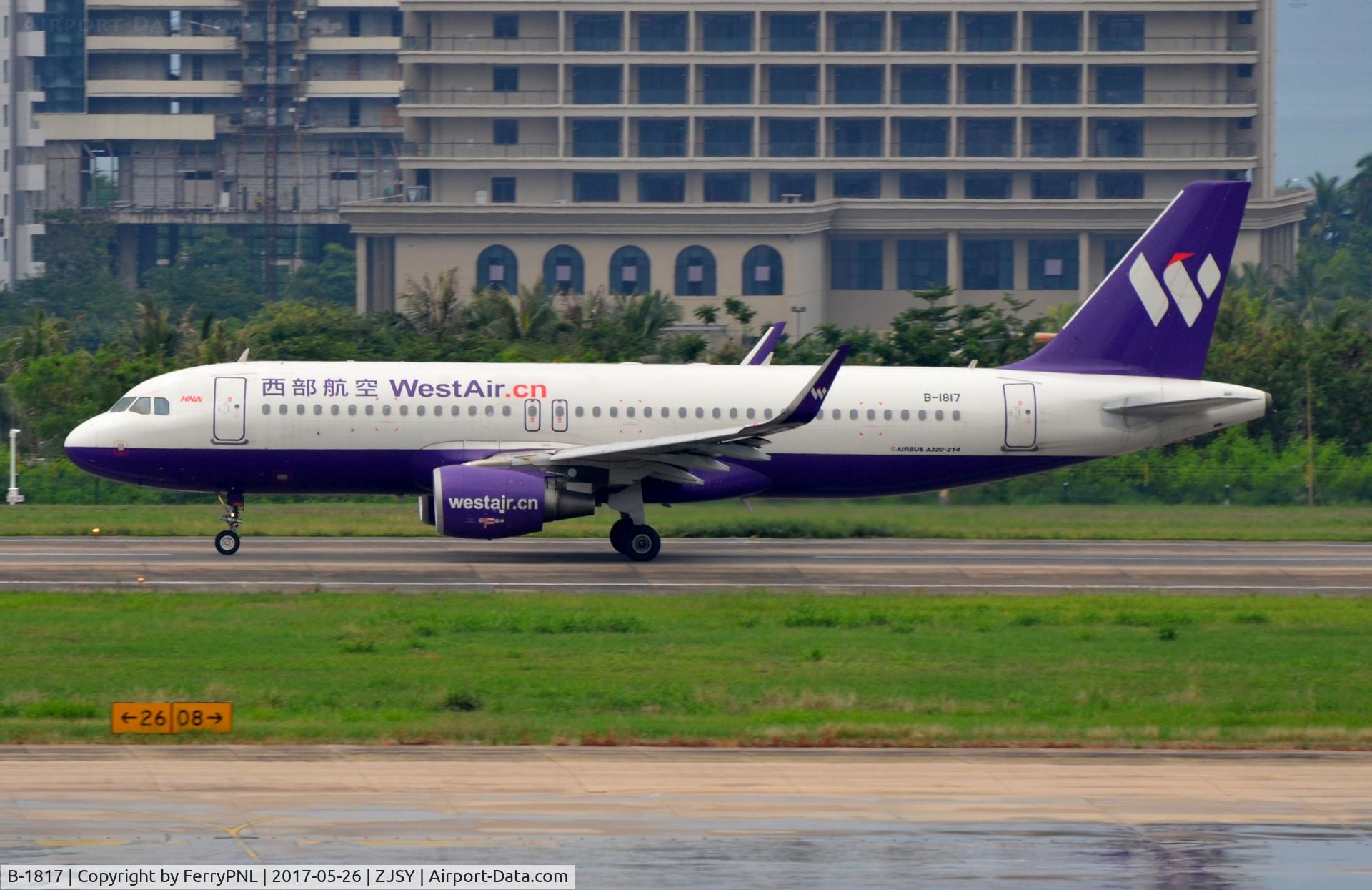 B-1817, 2013 Airbus A320-214 C/N 5912, China West Air A320 taking-off.