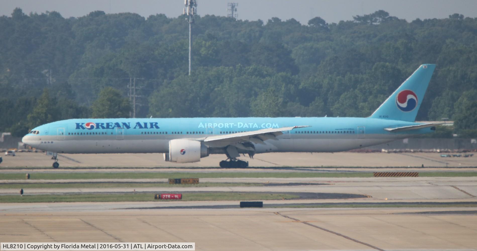 HL8210, 2010 Boeing 777-3B5/ER C/N 40377, Korean