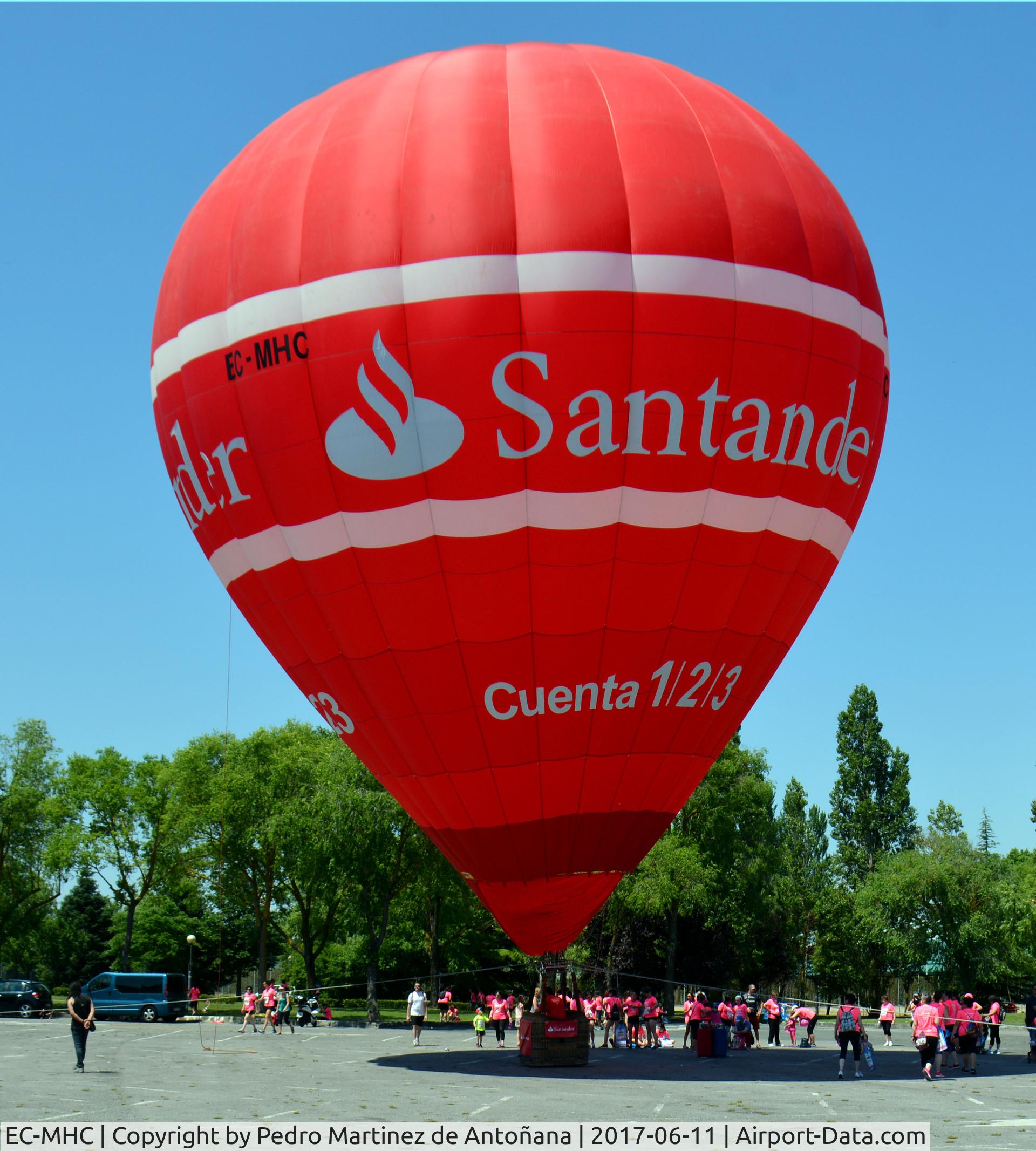 EC-MHC, 2015 UltraMagic M-77 C/N 77/388, Vitoria-Gasteiz - España