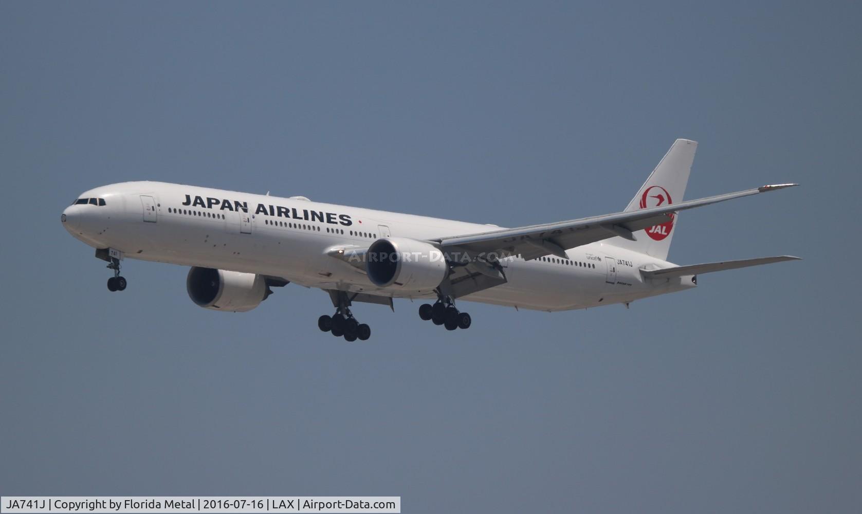 JA741J, 2009 Boeing 777-346/ER C/N 36128, Japan Airlines