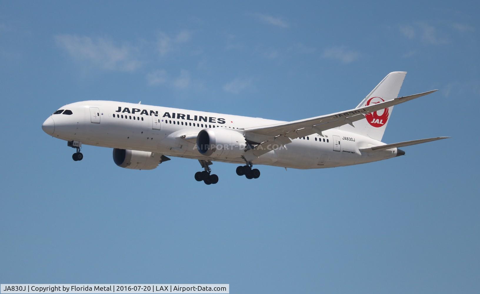 JA830J, 2013 Boeing 787-8 Dreamliner C/N 34840, Japan Airlines