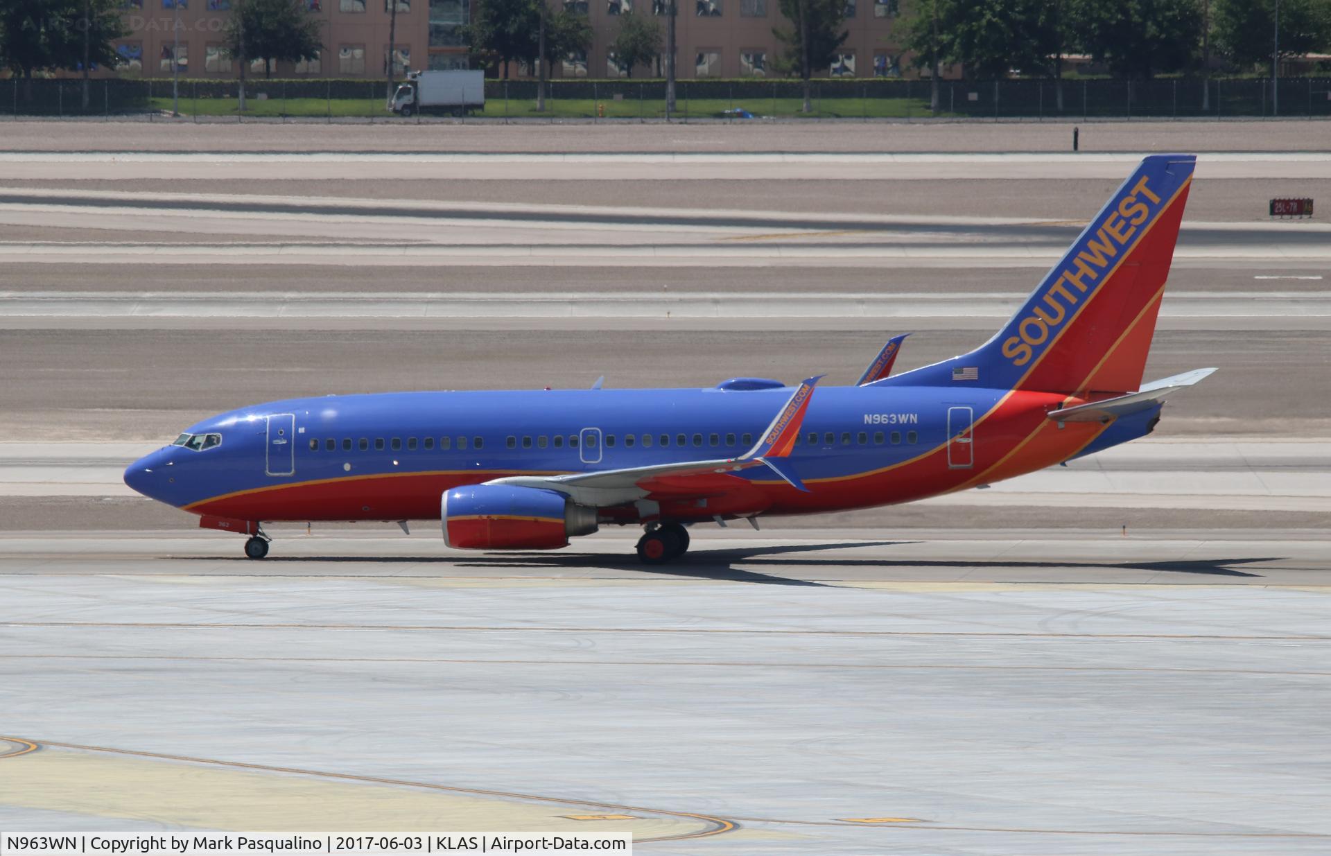 N963WN, 2011 Boeing 737-7H4 C/N 36676, Boeing 737-700