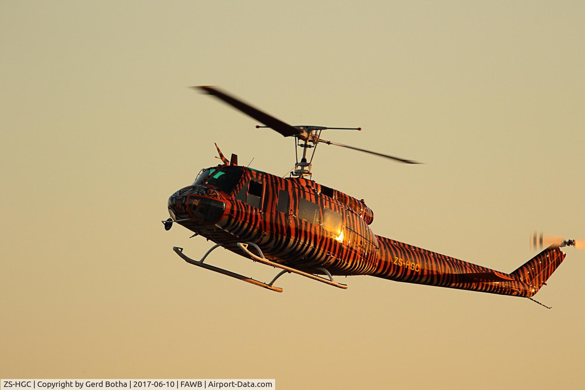 ZS-HGC, 1966 Bell UH-1H Iroquois C/N 8610, Taken during air show