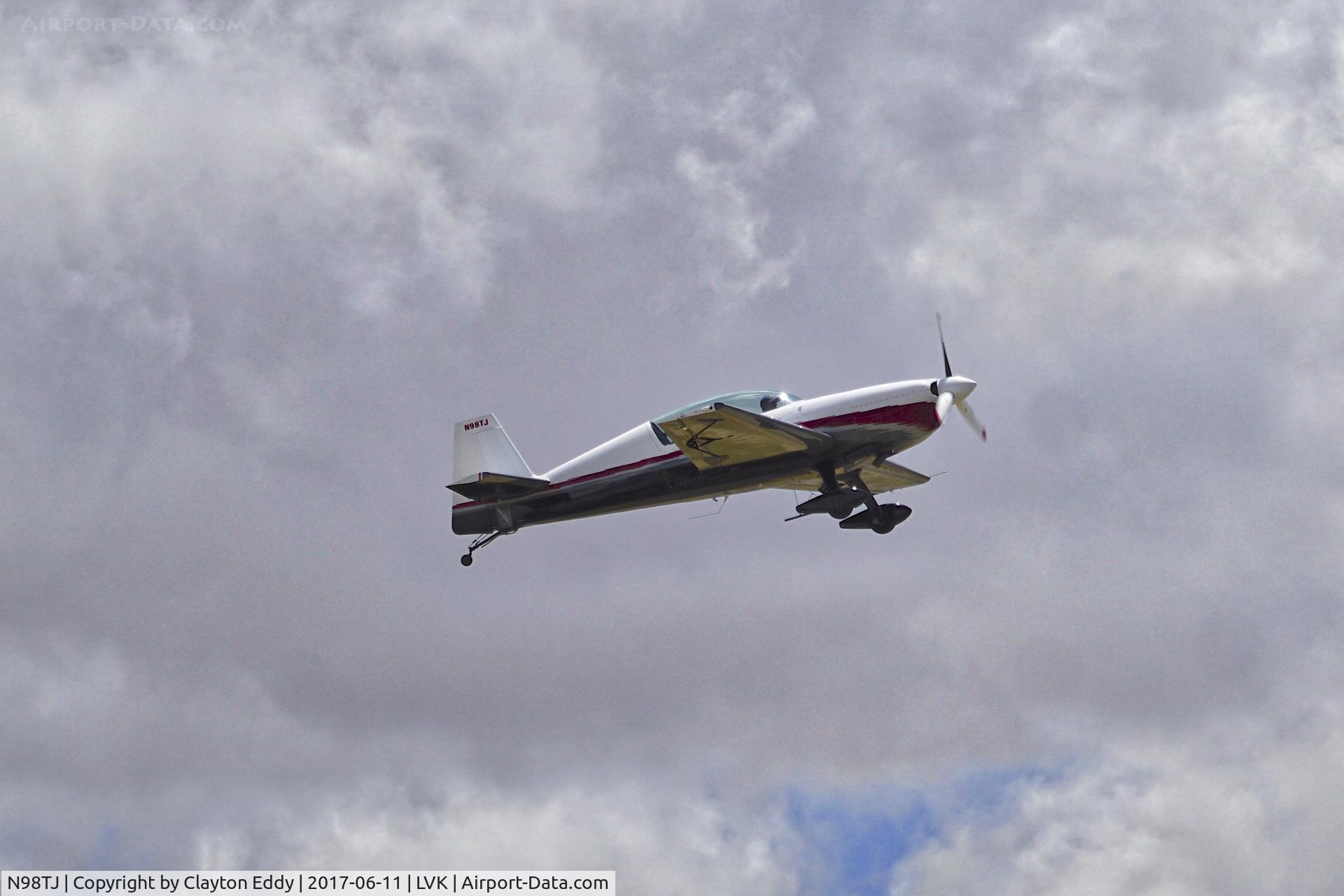 N98TJ, 1998 Extra EA-300/L C/N 065, Livermore Airport California 2017.