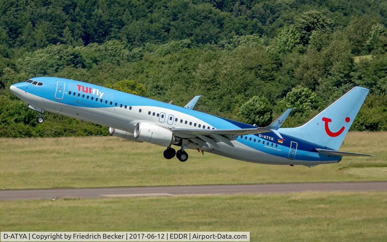 D-ATYA, 2013 Boeing 737-8K5 C/N 37256, departure to KOSvia RW27
