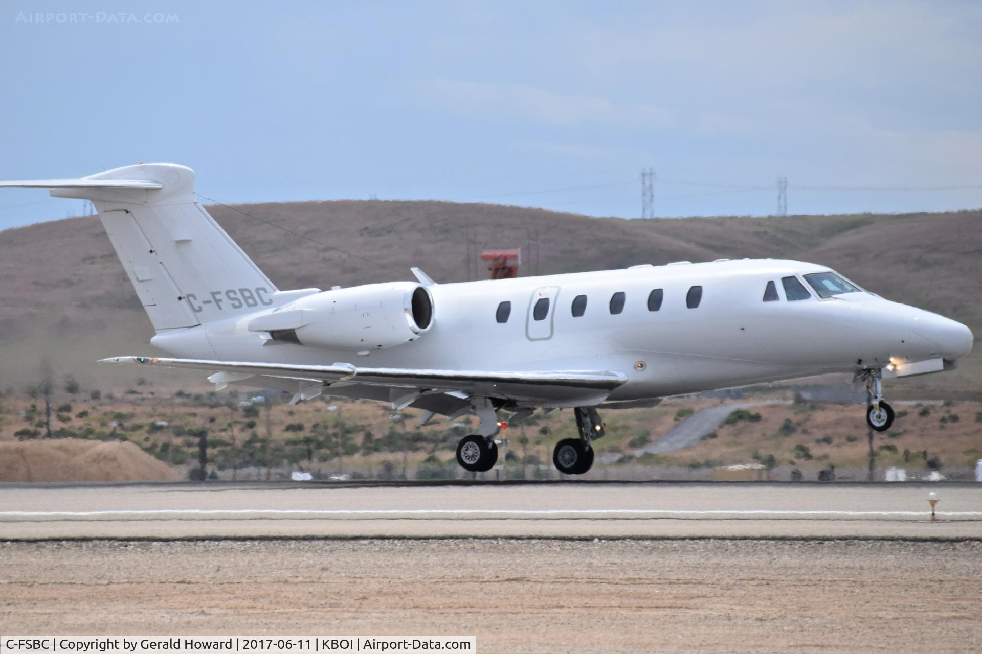 C-FSBC, 1998 Cessna 650 Citation VII C/N 650-7092, Departing RWY 28R.