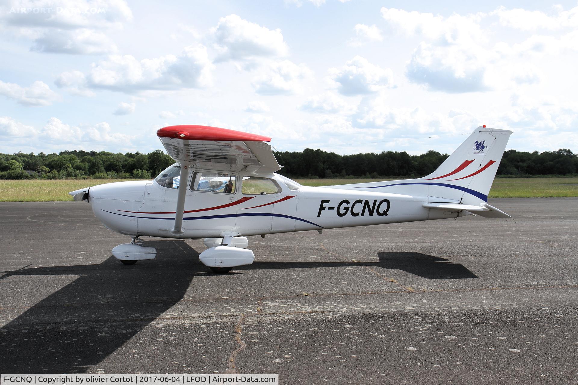 F-GCNQ, Reims F172N Skyhawk C/N 2017, Saumur airfield