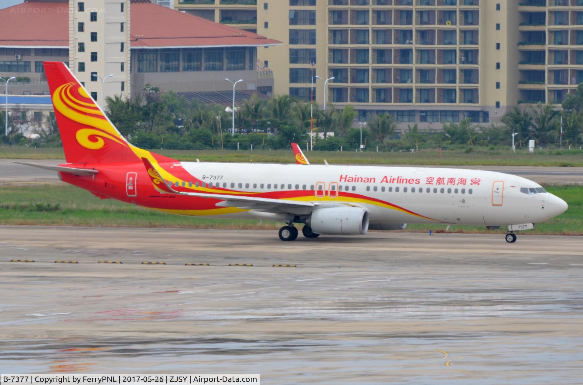 B-7377, 2017 Boeing 737-86N C/N 60700, Hainan B738 arrived