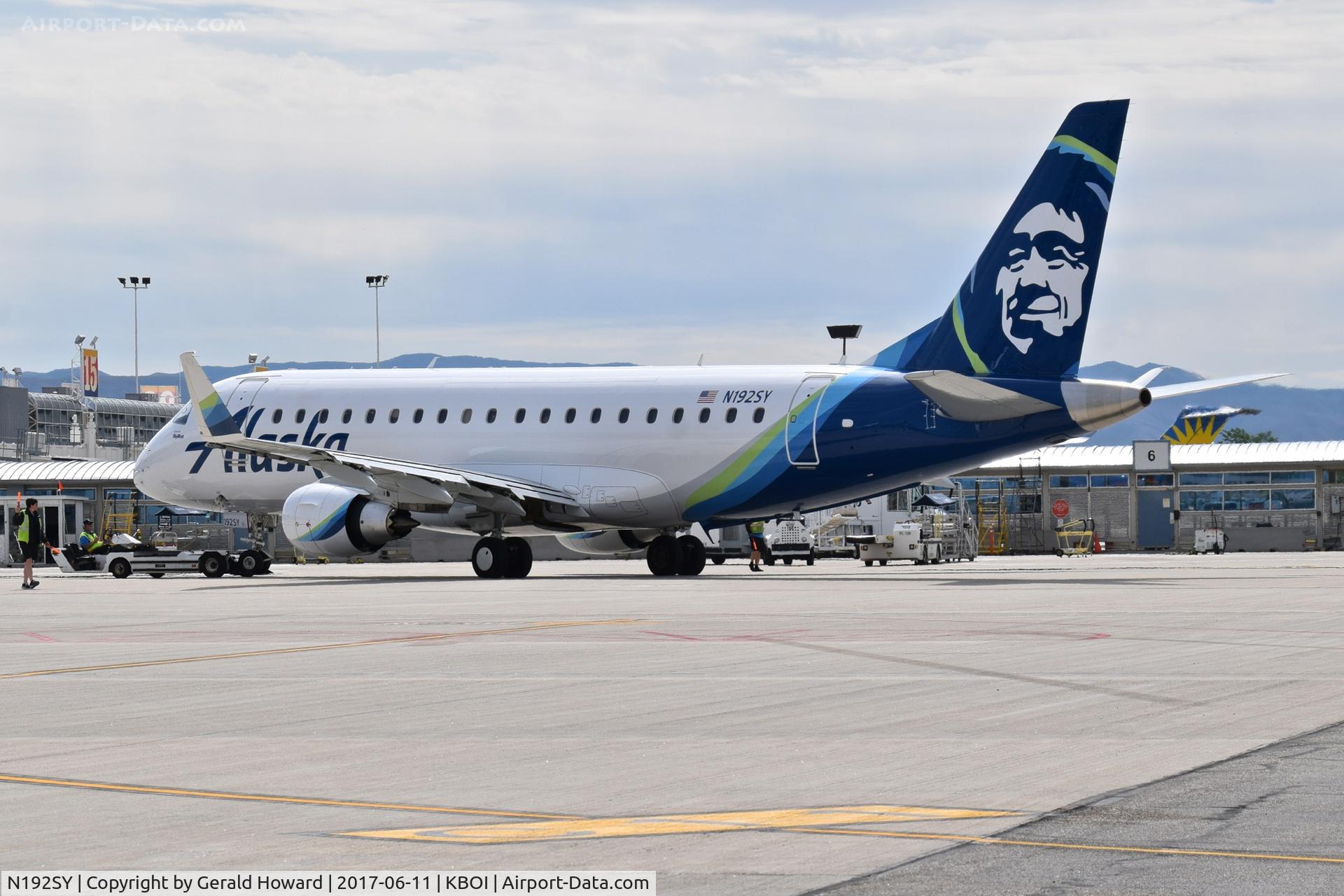 N192SY, 2017 Embraer 175LR (ERJ-170-200LR) C/N 17000638, Push back from Alaska ramp.