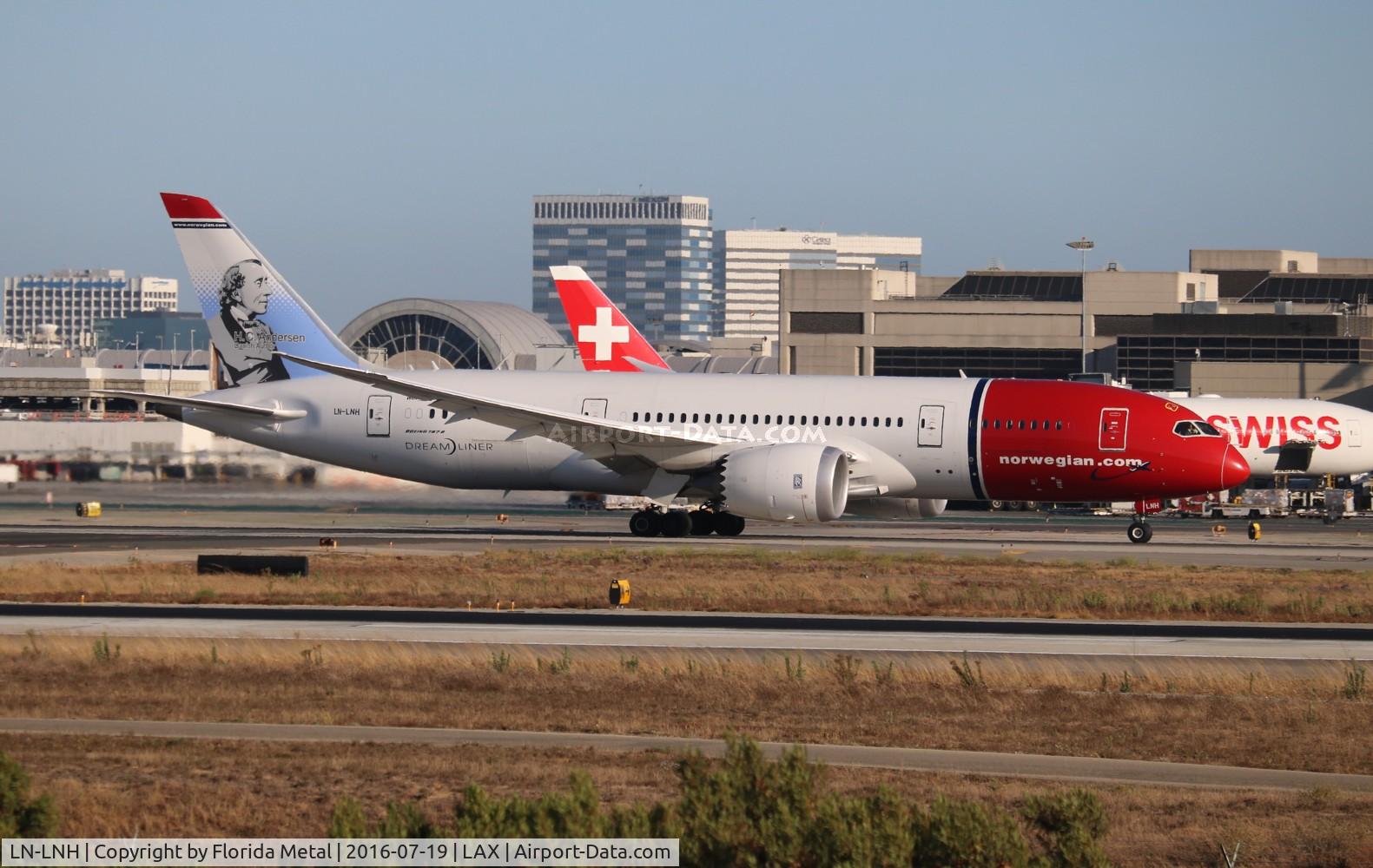 LN-LNH, 2015 Boeing 787-8 Dreamliner Dreamliner C/N 36526, Norwegian