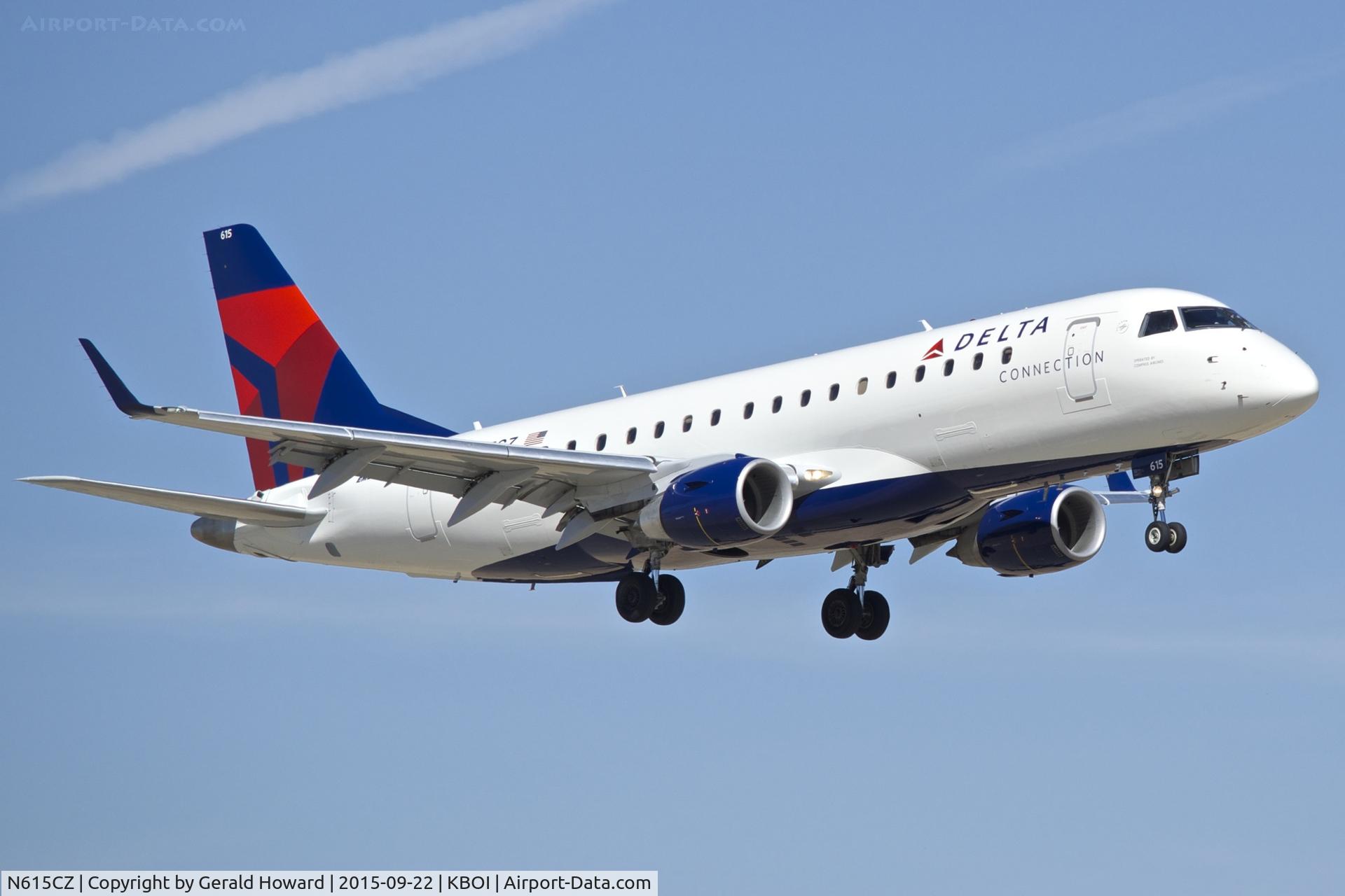 N615CZ, 2008 Embraer 175LR (ERJ-170-200LR) C/N 17000207, Landing RWY 10L.