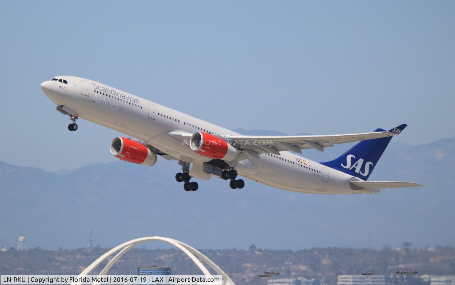 LN-RKU, 2016 Airbus A330-343 C/N 1715, SAS A330