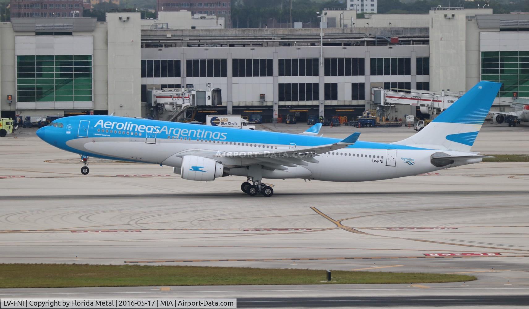 LV-FNI, 1999 Airbus A330-223 C/N 290, Aerolineas Argentinas