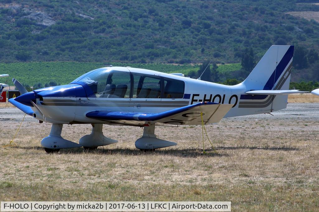 F-HOLO, Robin DR-400-180 Regent Regent C/N 2308, Parked