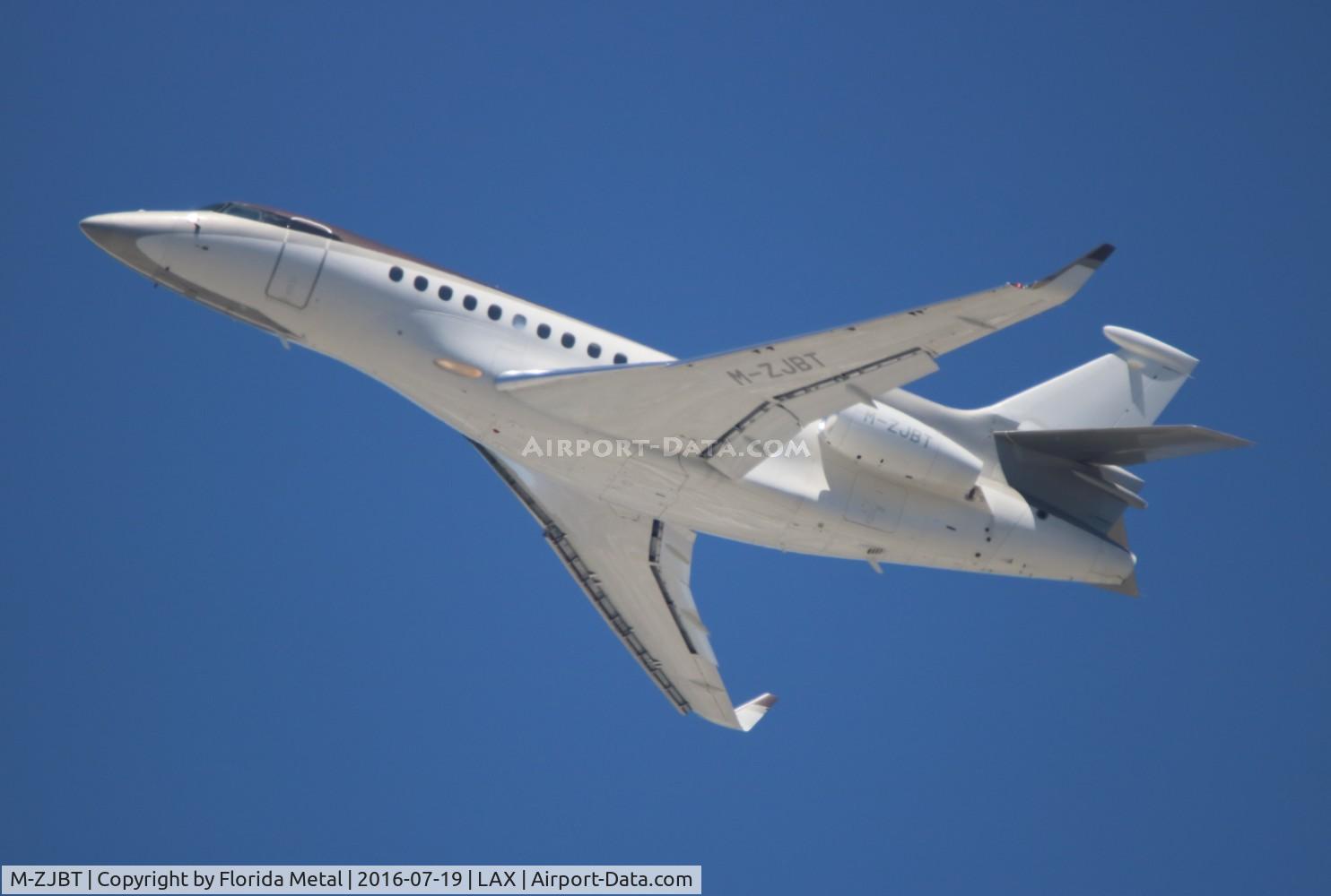 M-ZJBT, 2010 Dassault Falcon 7X C/N 097, Falcon 7X