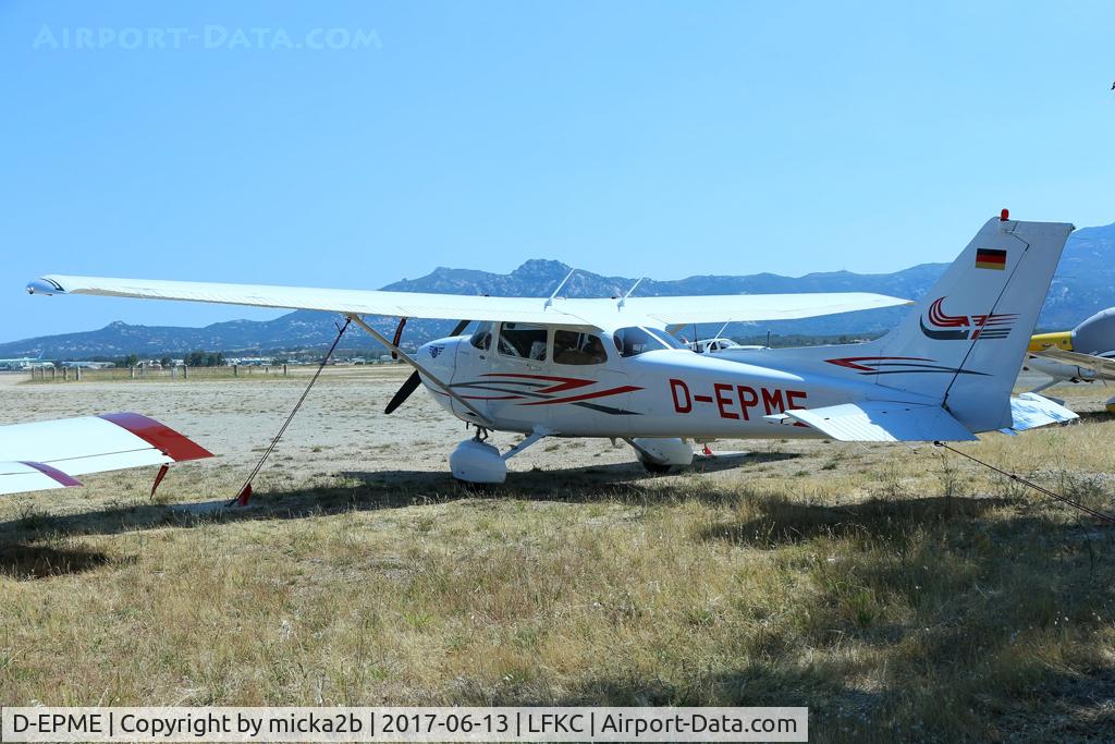 D-EPME, 2007 Cessna 172S C/N 172S10614, Parked