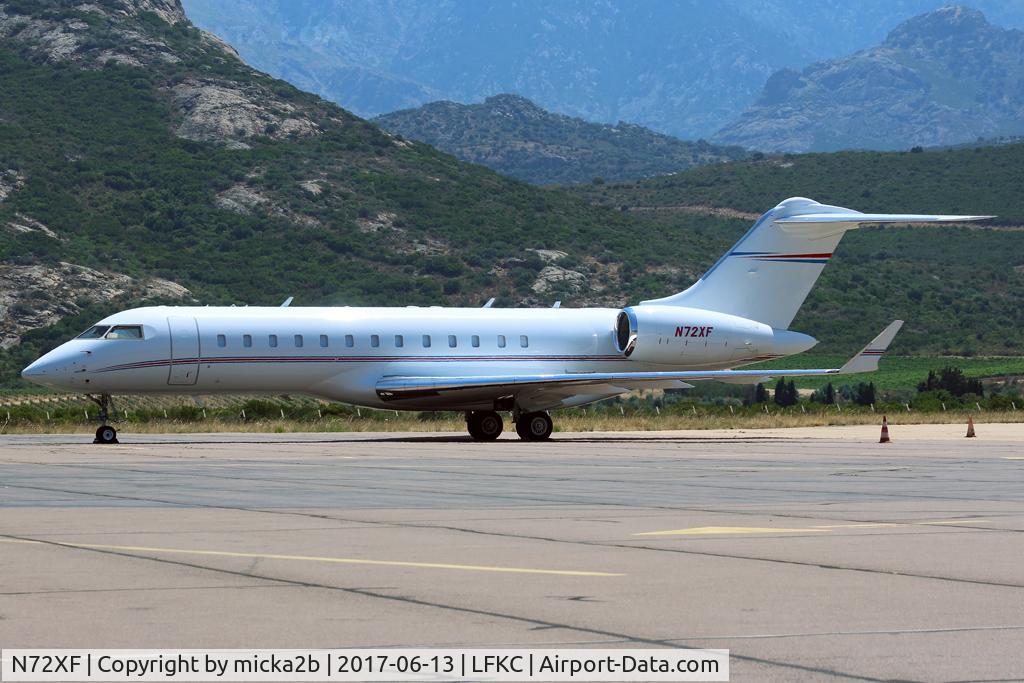 N72XF, 2001 Bombardier BD-700-1A11 Global Express C/N 9085, Parked