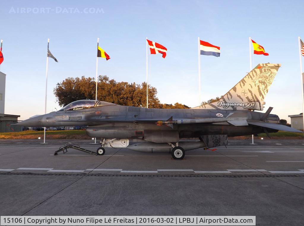 15106, Lockheed F-16A Fighting Falcon C/N AA-6, During the Real Thaw 2016.