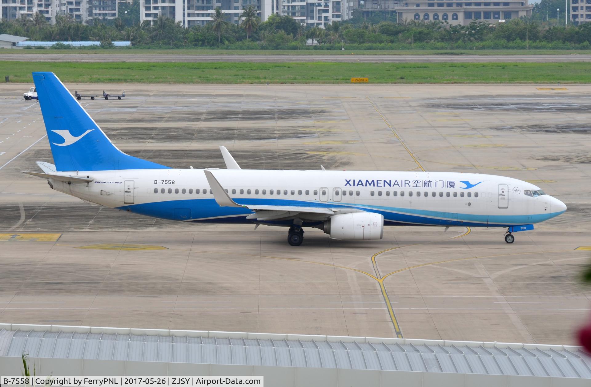 B-7558, 2016 Boeing 737-85C C/N 42927, Xiamen B738 taxying in