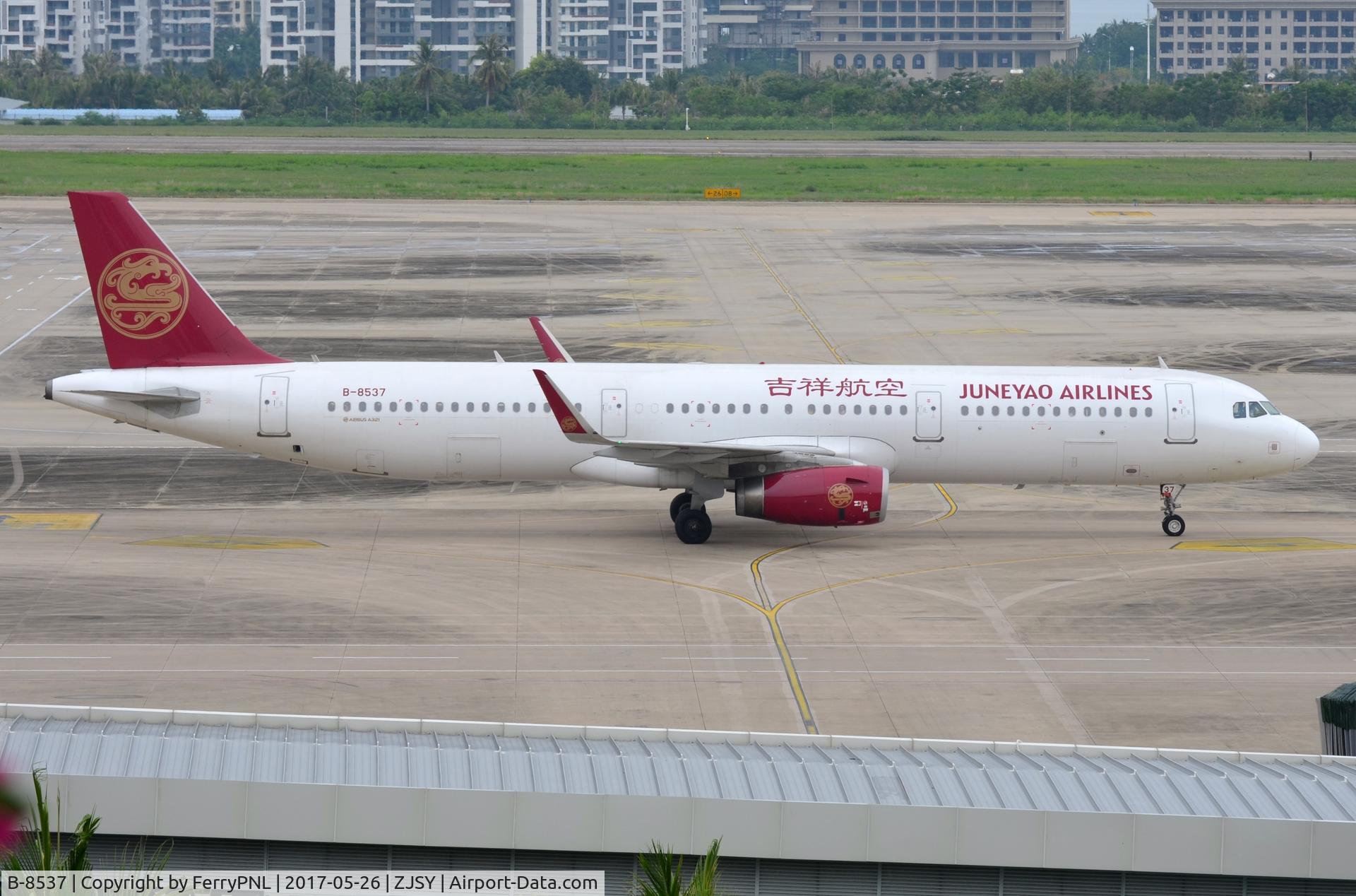 B-8537, 2016 Airbus A321-231 C/N 7065, Juneyao A321 taxying