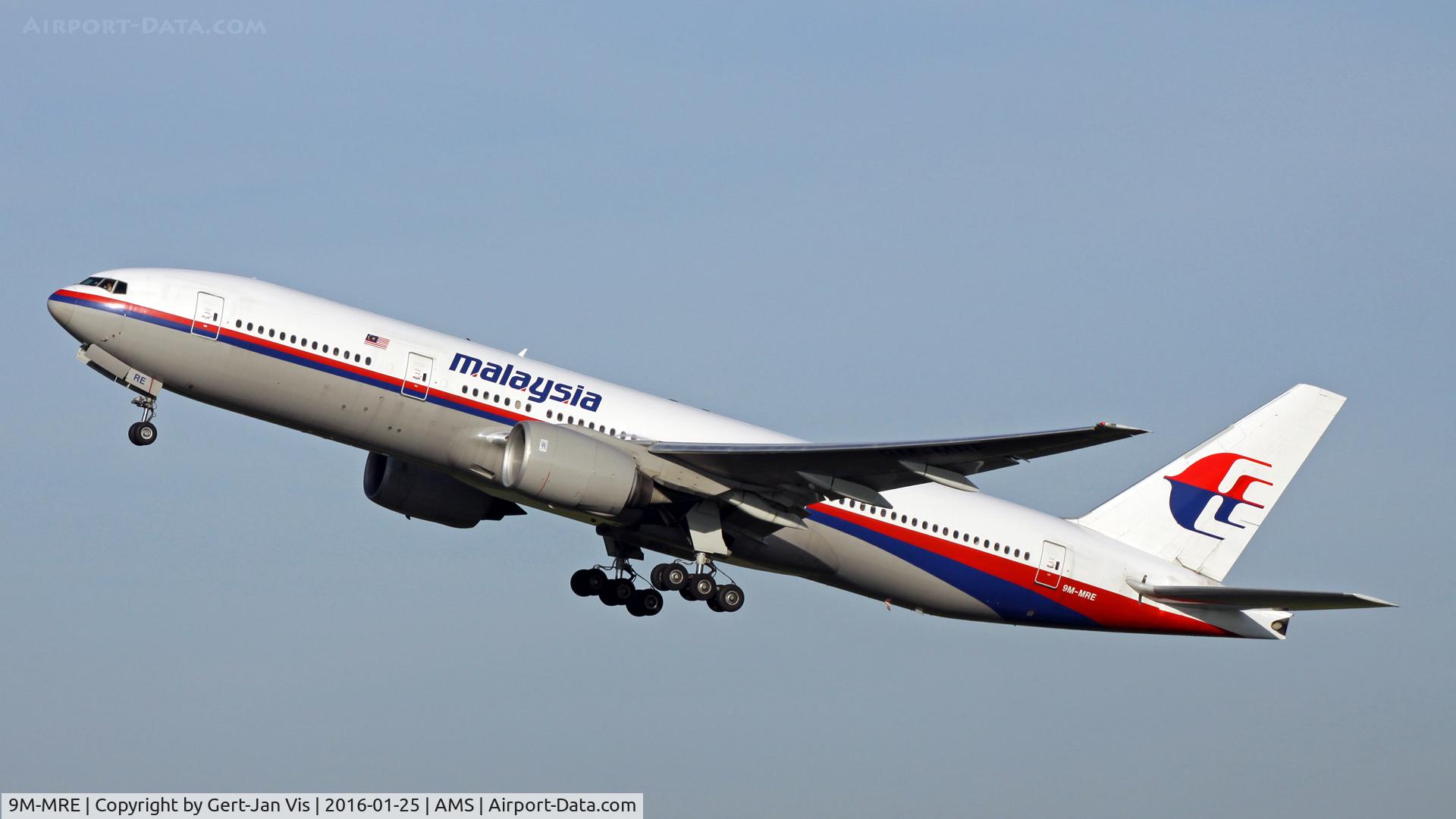 9M-MRE, 1997 Boeing 777-2H6/ER C/N 28412, Take-off rw24